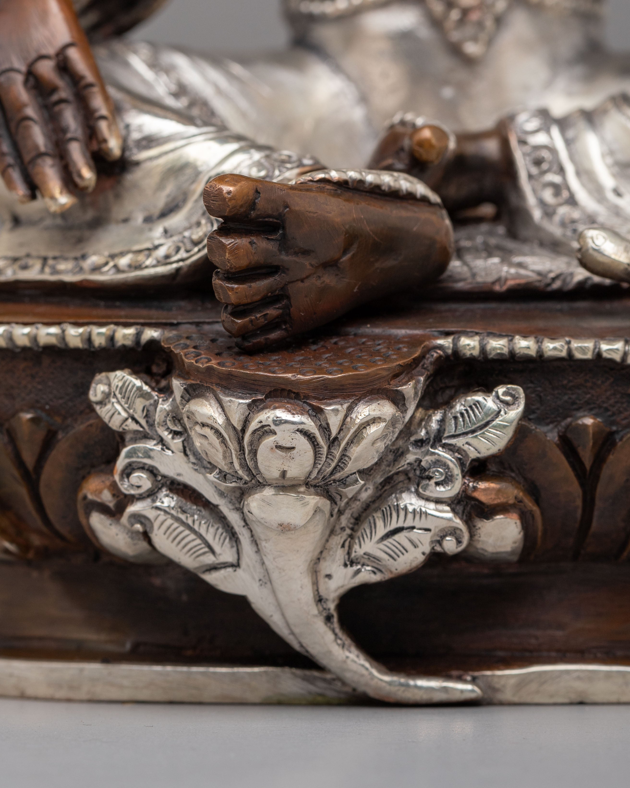 Traditional Lakshmi Statue for Home Decor | Handcrafted Artwork for Spiritual Blessings