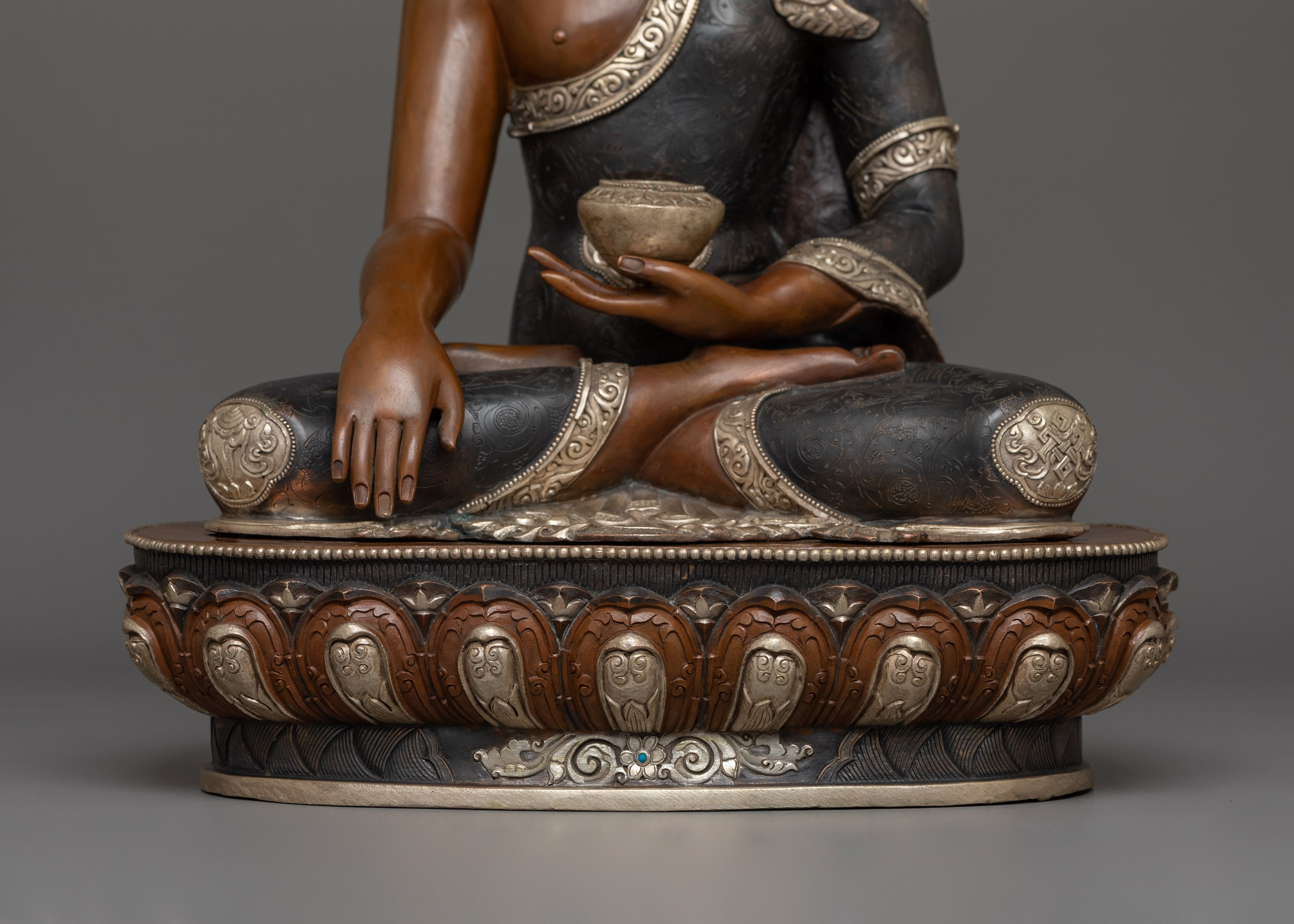 Sacred Sculpture of Shakyamuni Buddha | The Historical Enlightened One