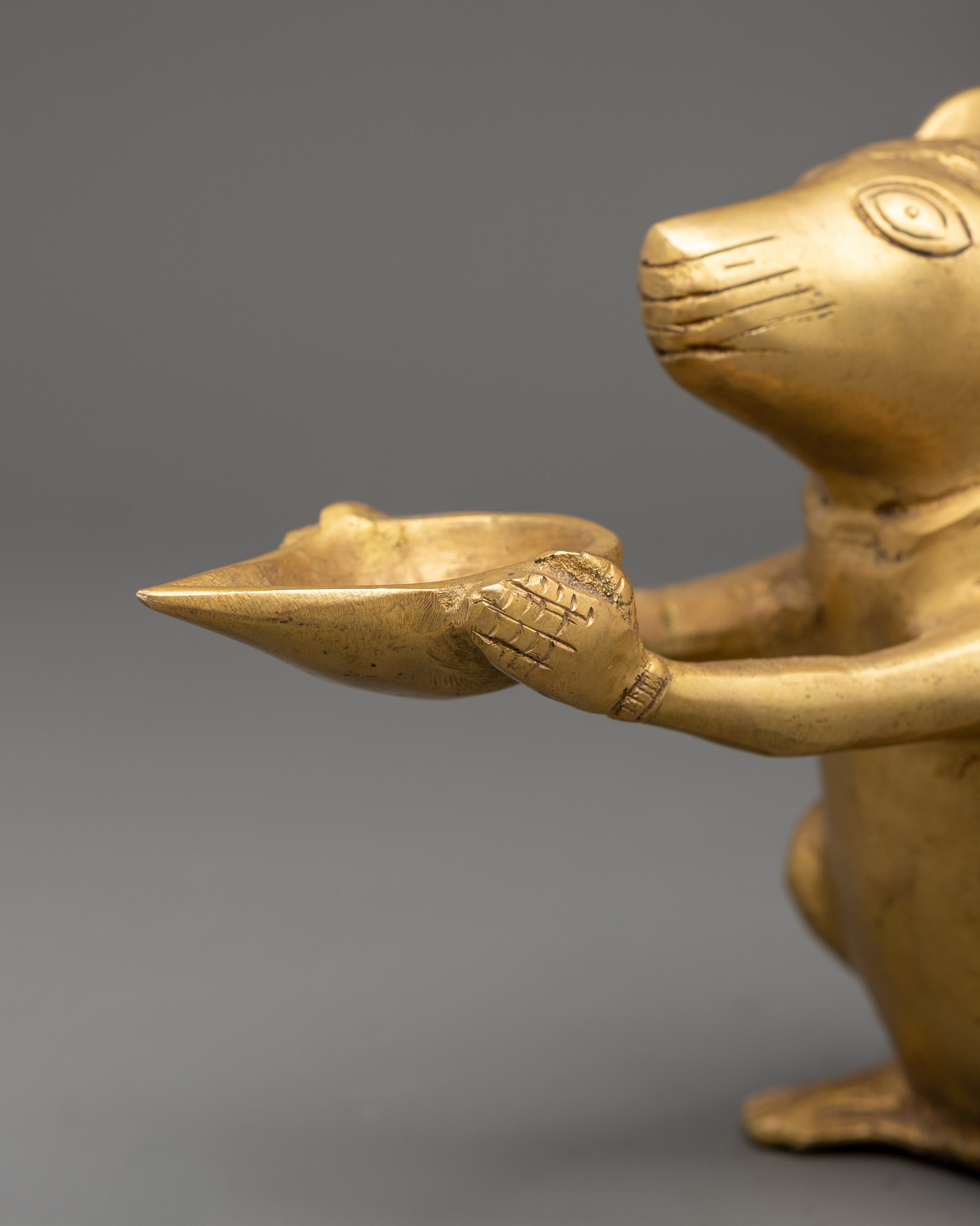 Brass Mouse Oil Lamp Sculpture | Ganesha’s Vahana Decorative Lamp for Ritual or Decor