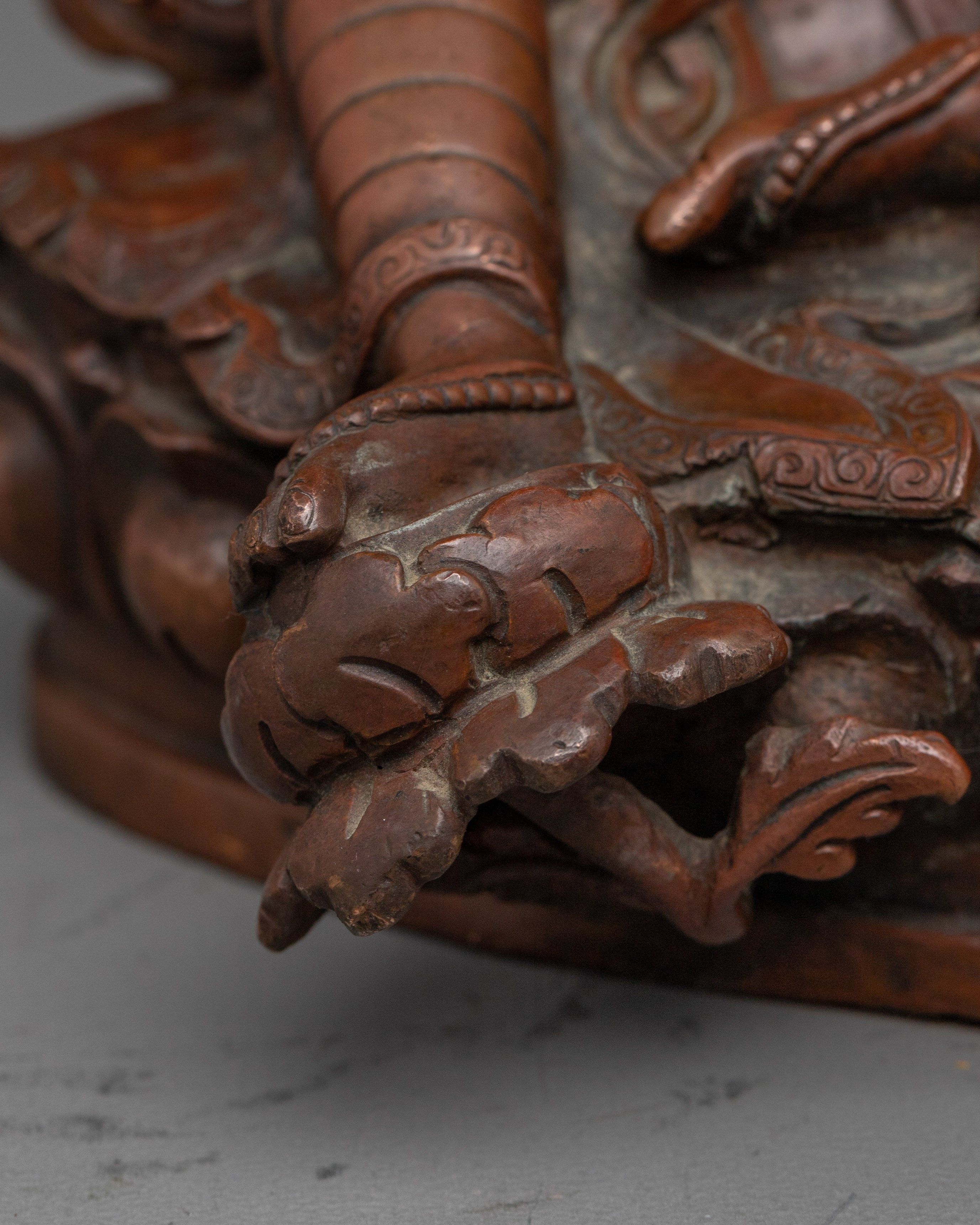 Dharma Practitioner Chenrezig Statue | Avalokiteshvara Figurine