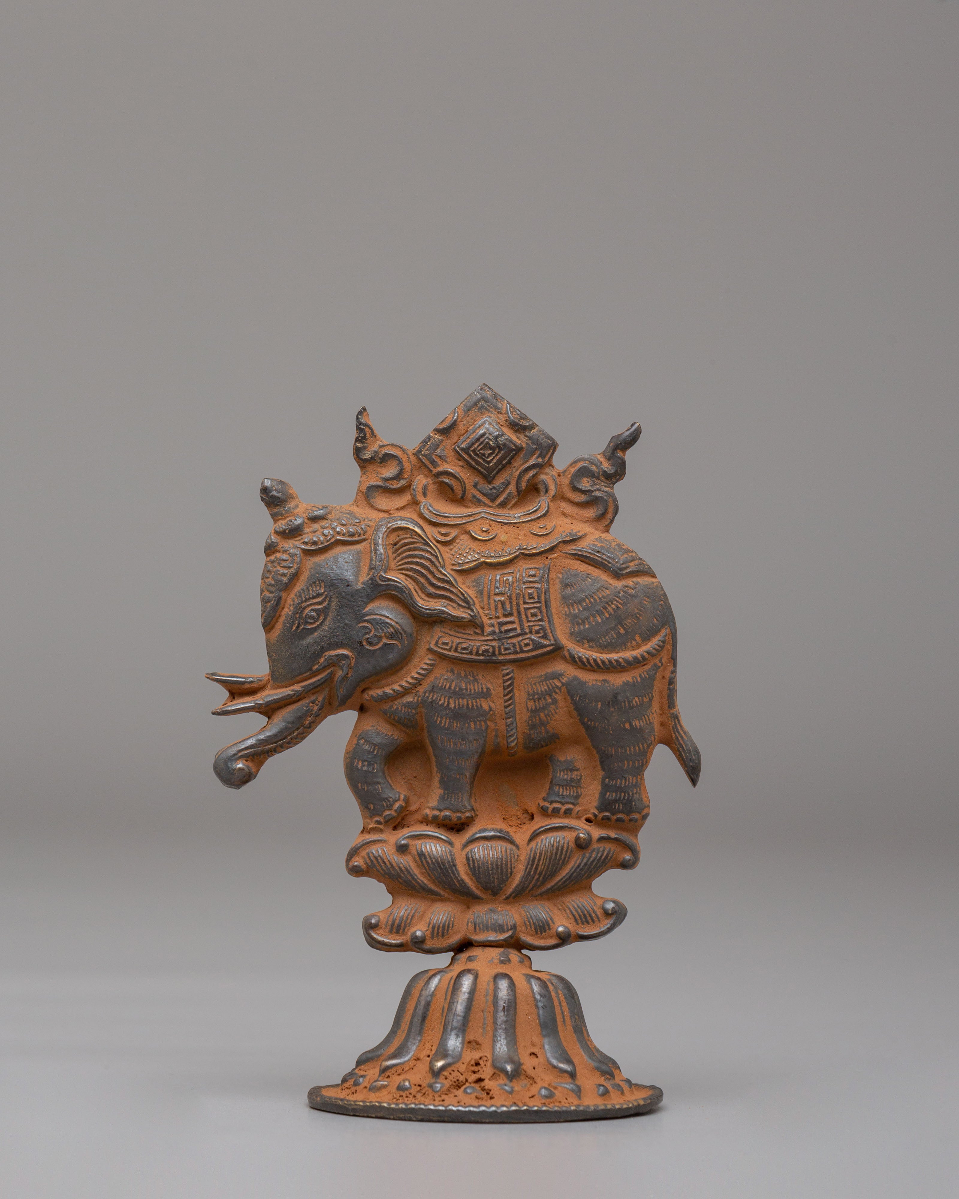Buddhist Chakravartin Possession Offering | Statue for Ritual and Meditation