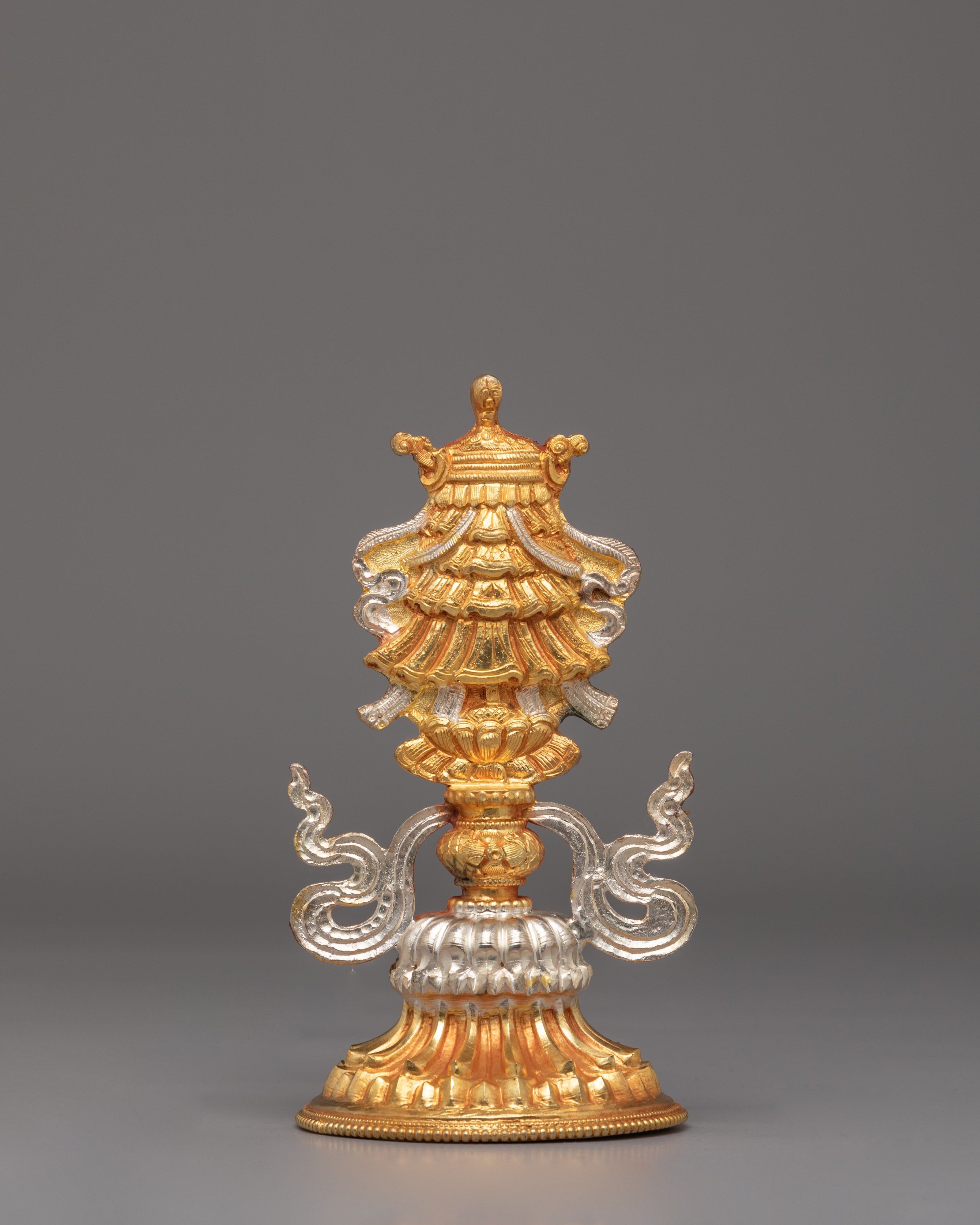 Sacred Altar Auspicious Symbols | Spiritual Significance in Buddhism