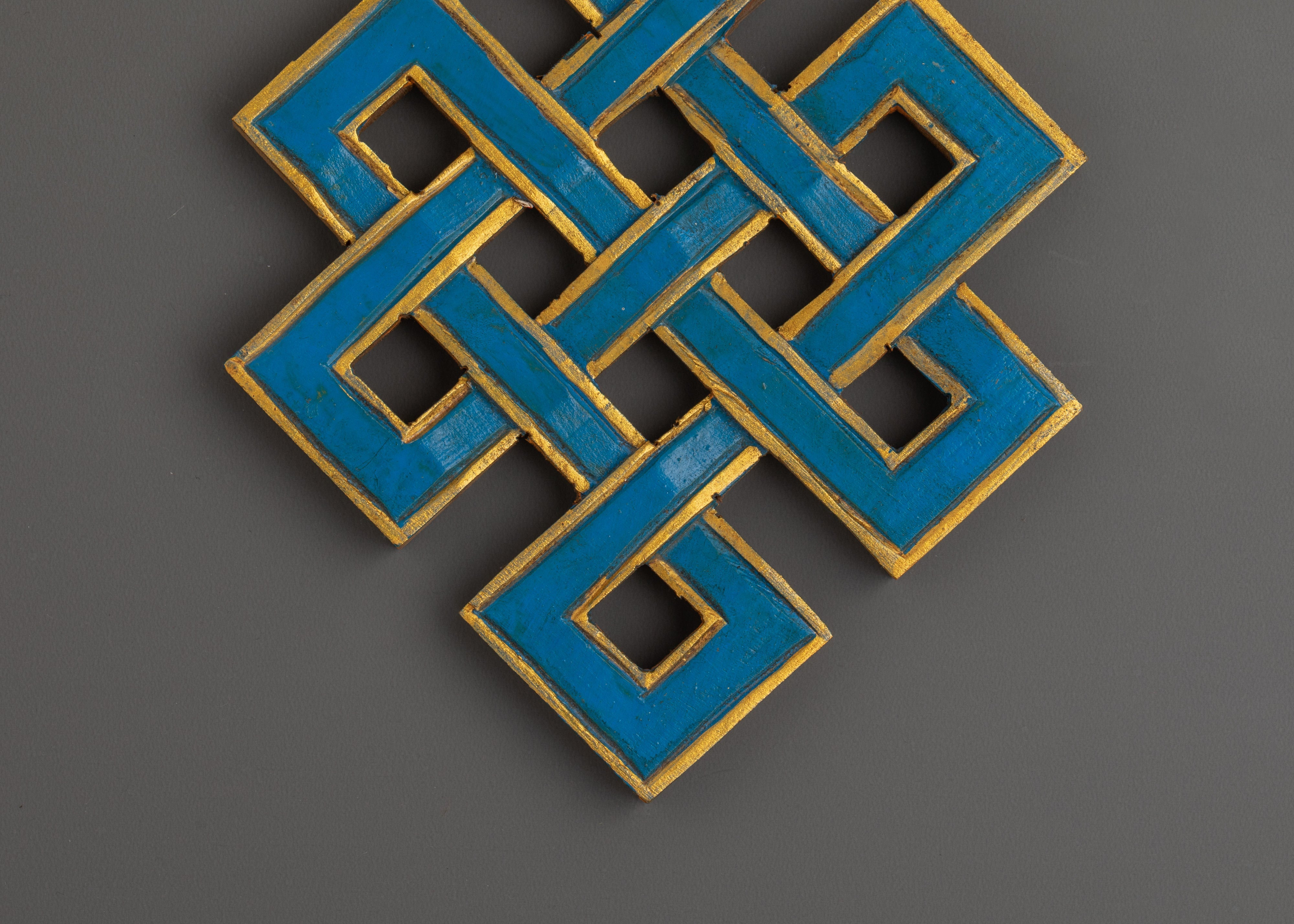 Tibetan Endless Knot |  Wall Art for Unity and Interconnection