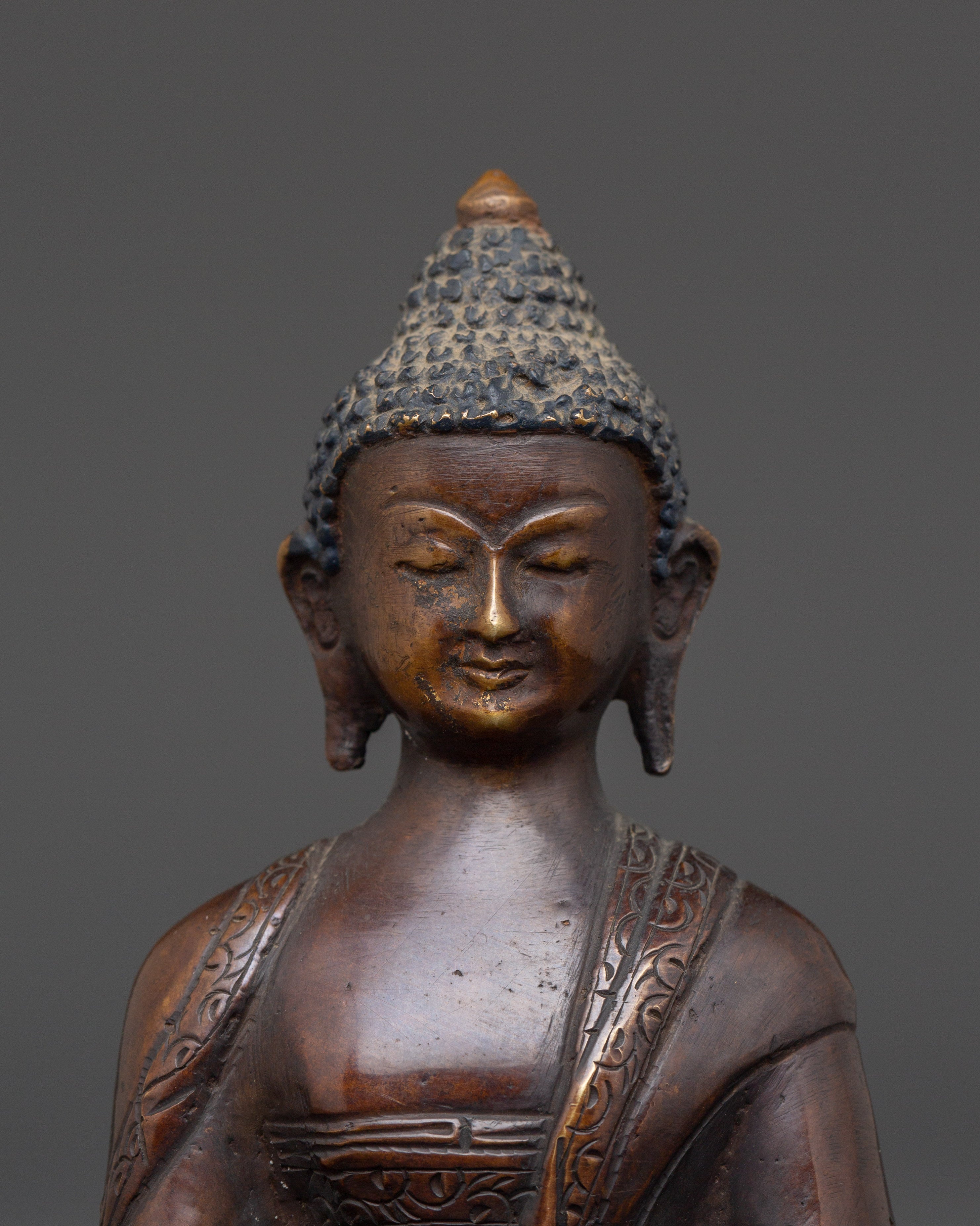 Enlightenment Buddha Shakyamuni | Oxidized Copper Buddha Statue