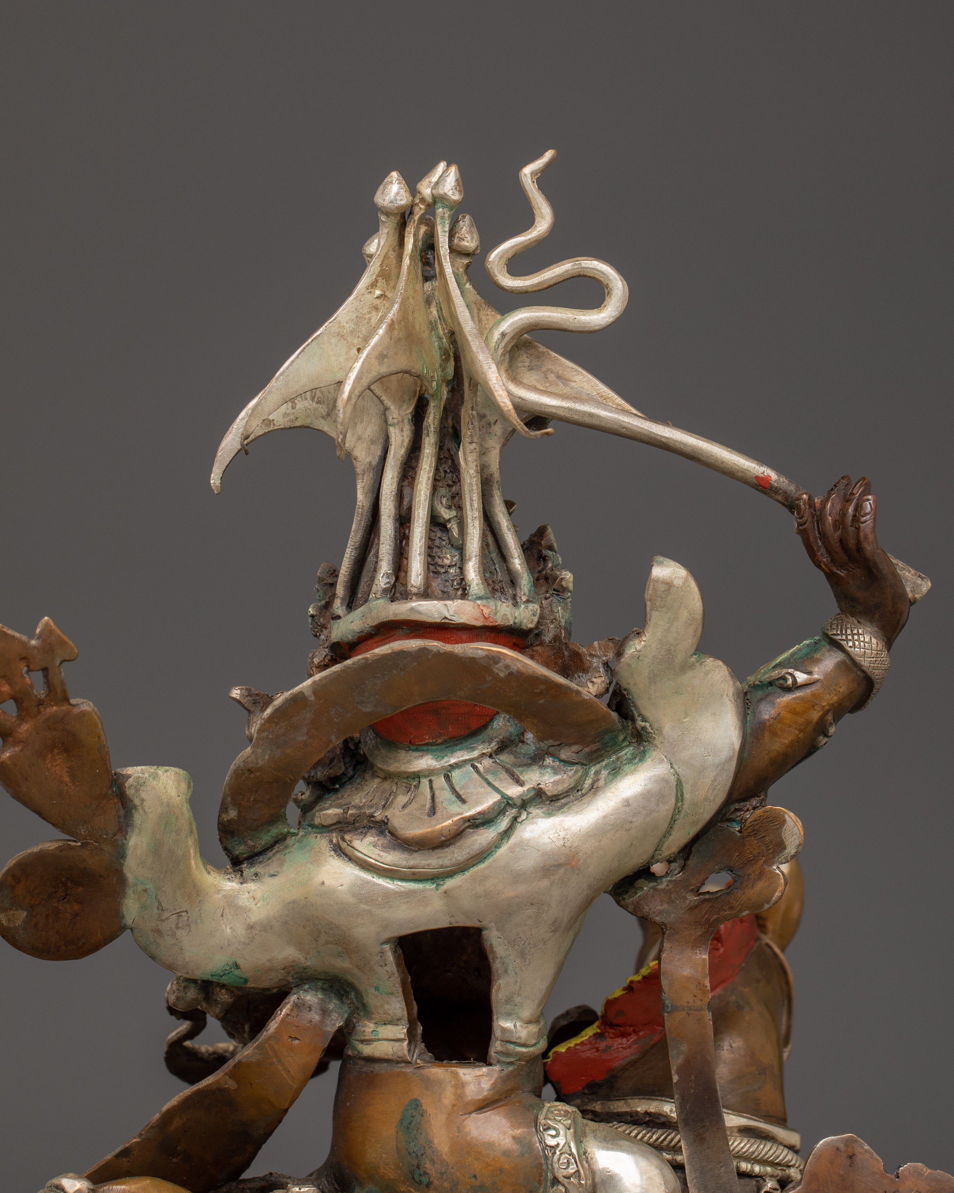 King Gesar Statue | The son of Supreme God Indira