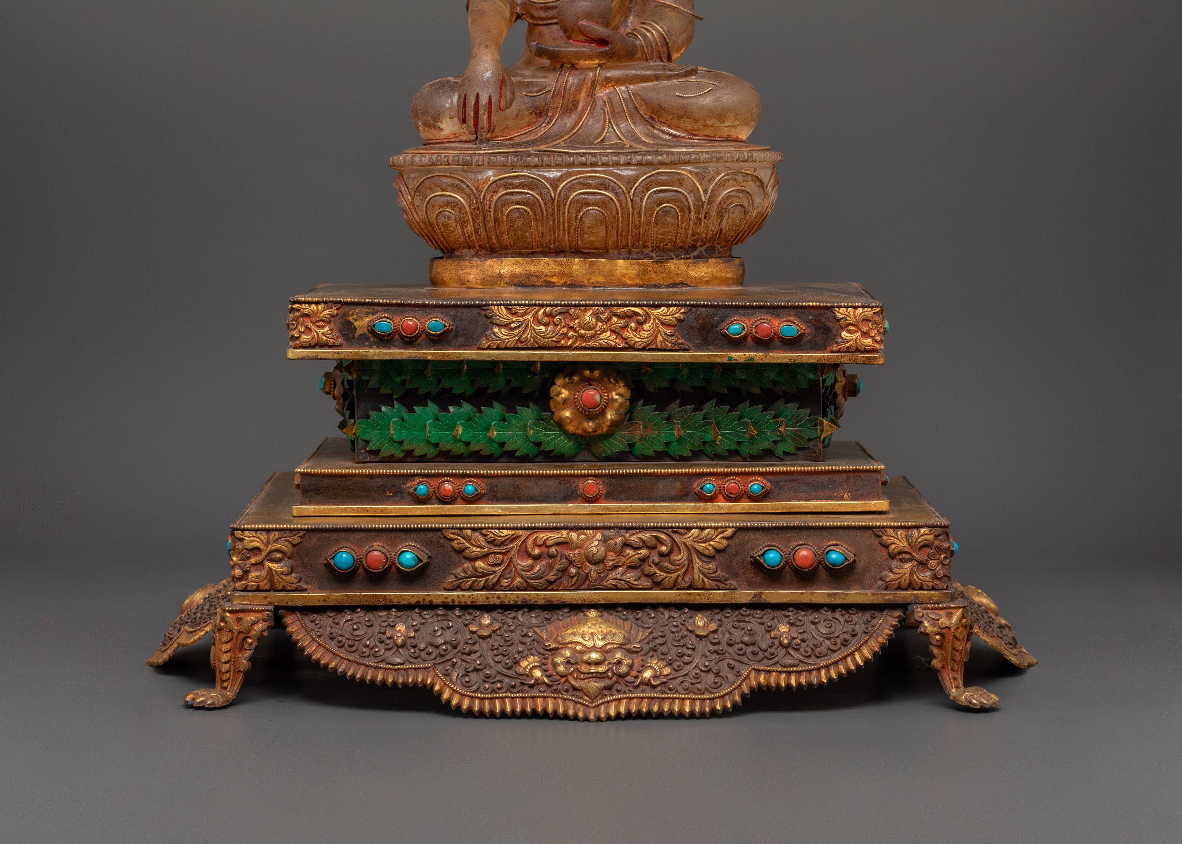 Shakyamuni Buddha The Enlightened One | Gold-Plated Crystal Statue