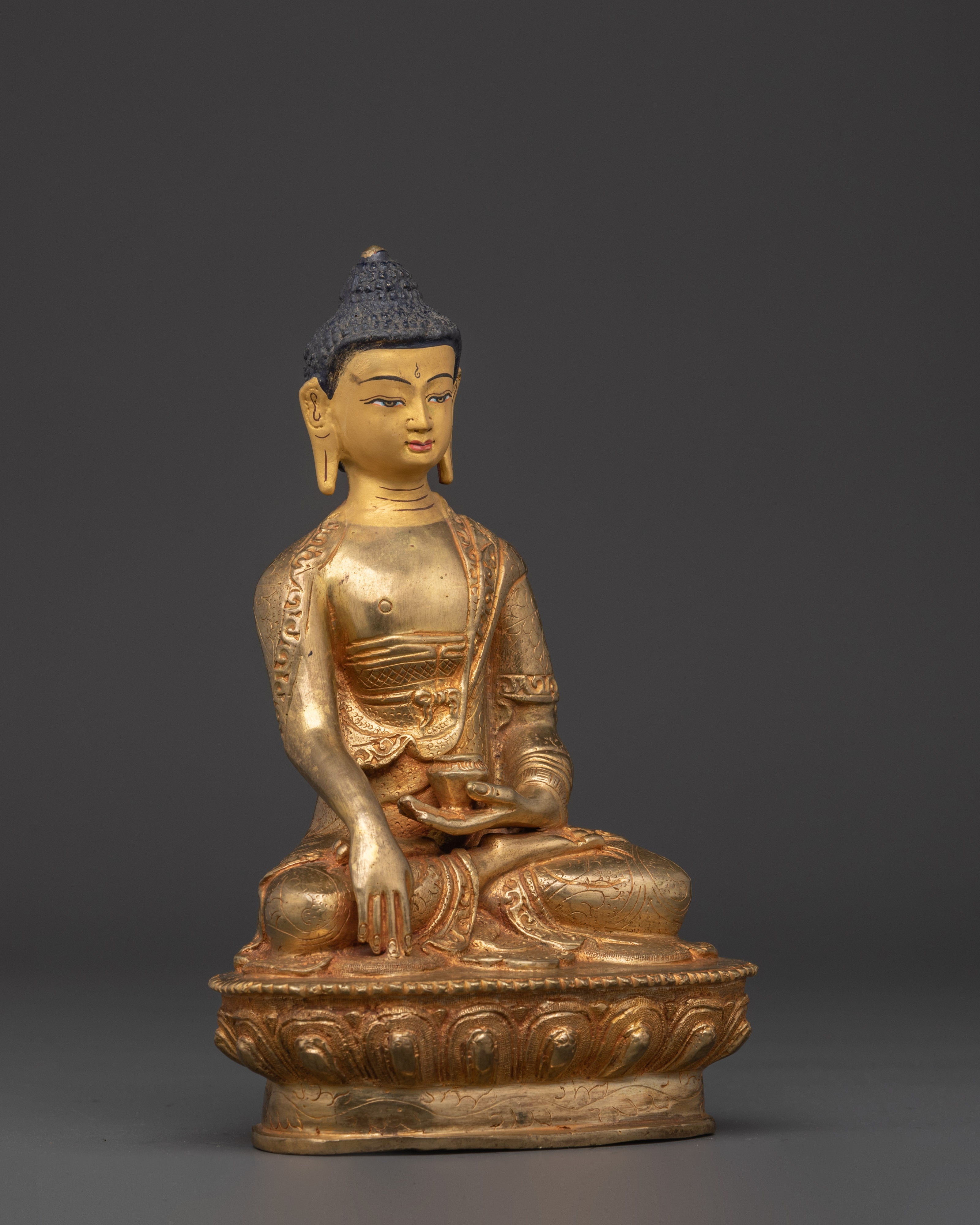 Himalayan Buddha Shakyamuni Statue | Symbol of Inner Peace and Enlightenment