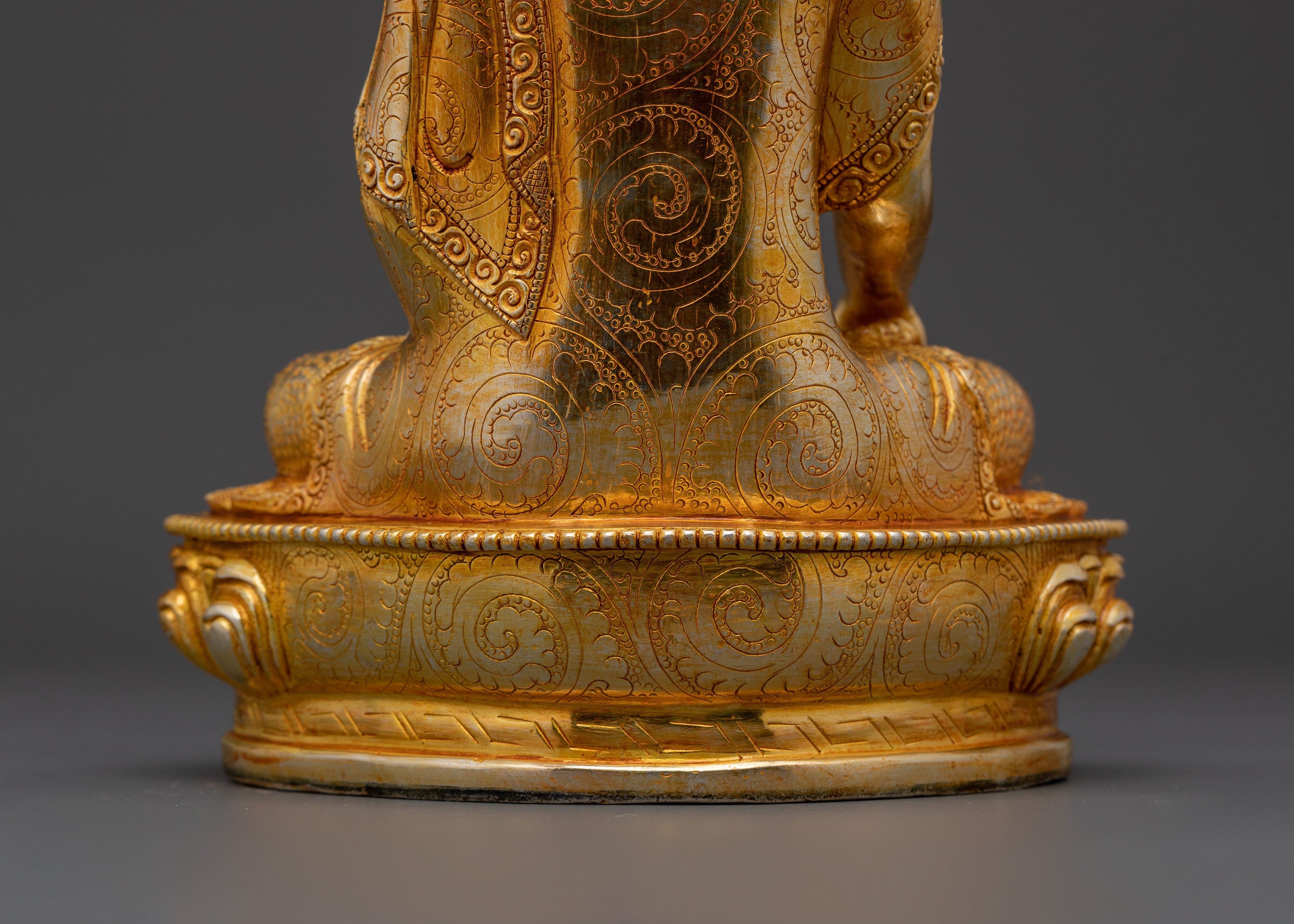 Buddha Shakyamuni Handmade Sculpture | Serenely Seated Buddha Statue