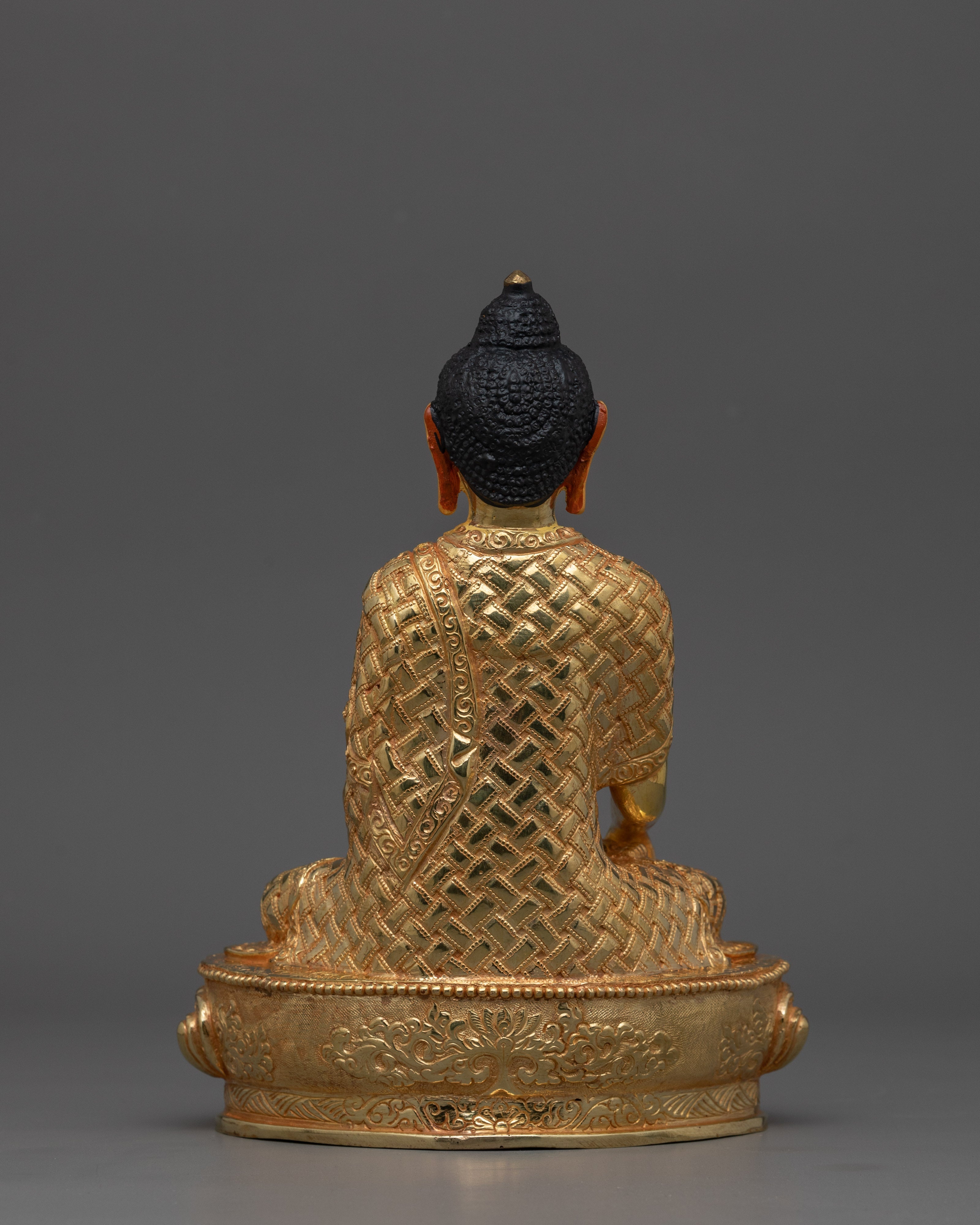 Nepalese Handmade Statue of Shakyamuni Buddha | 24k Gold Gilded