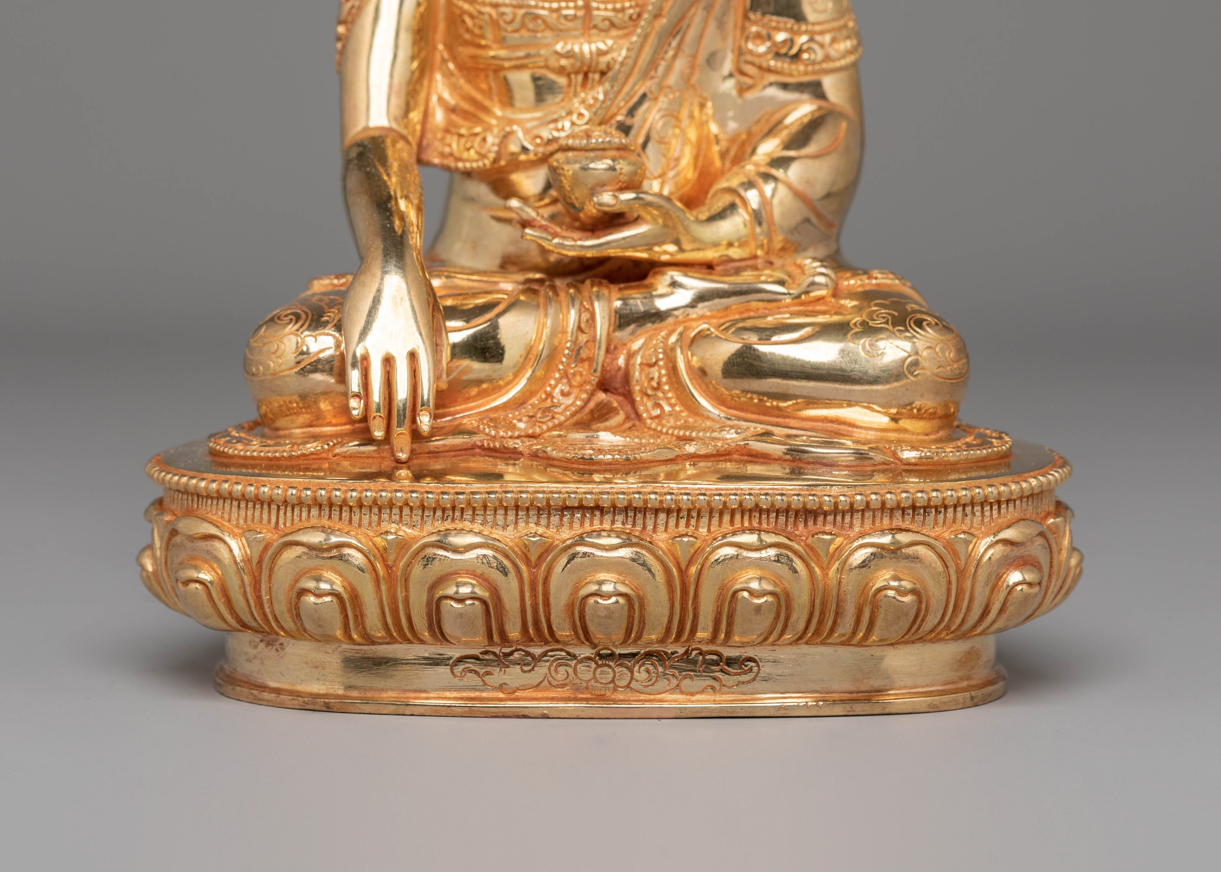Shakyamuni Buddha Copper Statue for Decor | 24K Gold Plated Tibetan Art