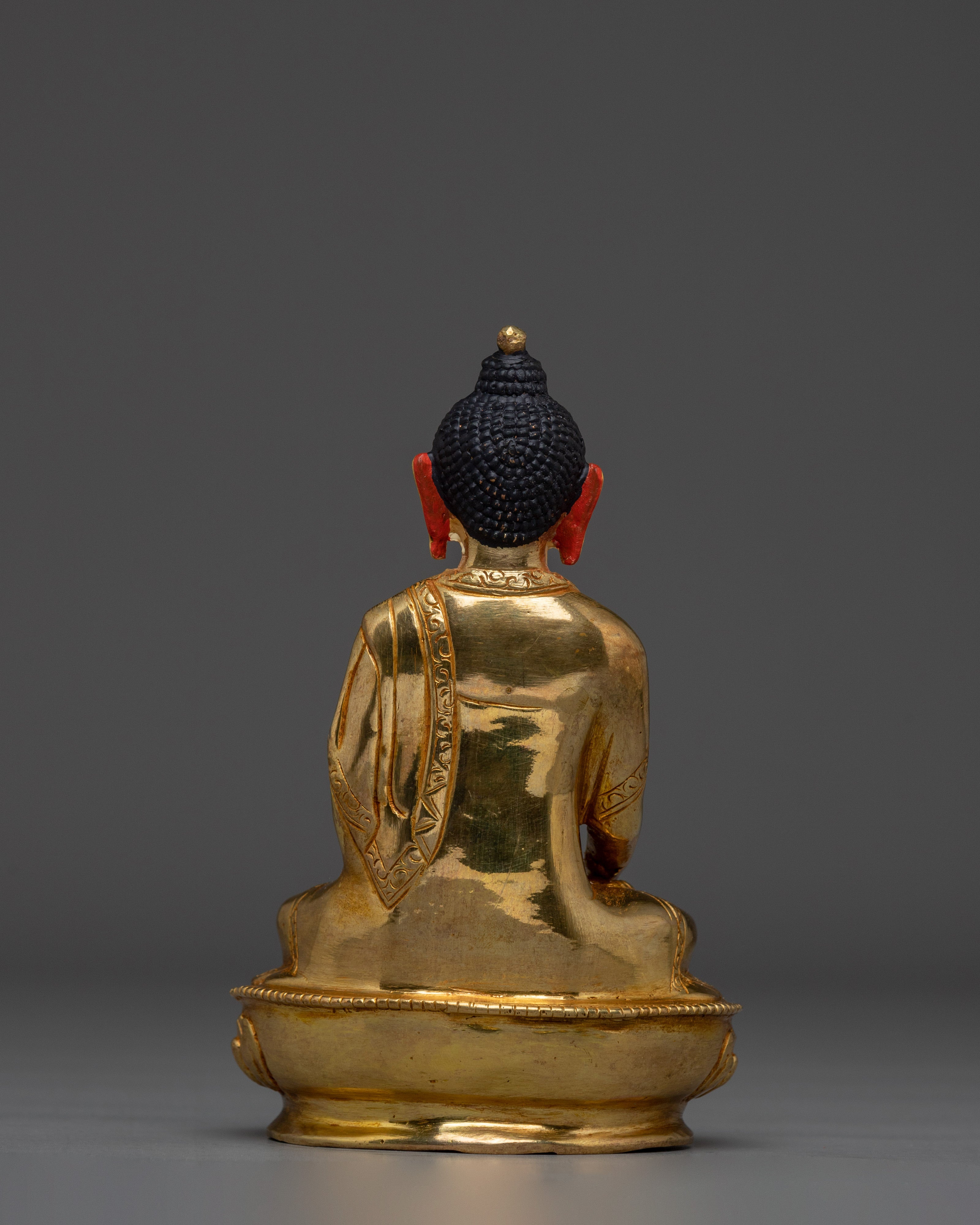 Shakyamuni Buddha Enlightened Presence Statue | 24K Gold Gilded Buddhist Sculpture