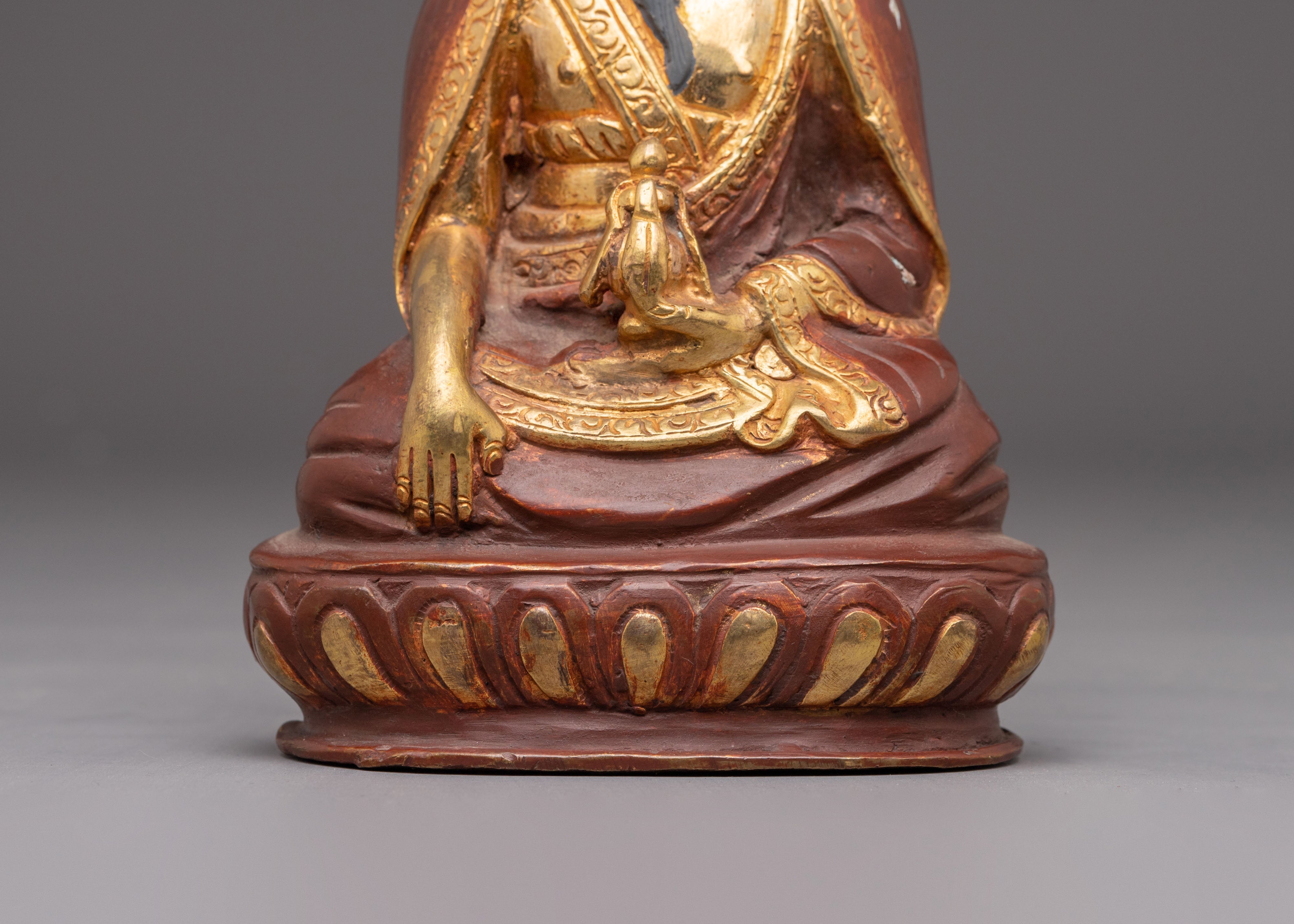 Guru Shapdum Statue | Revered Buddhist Master