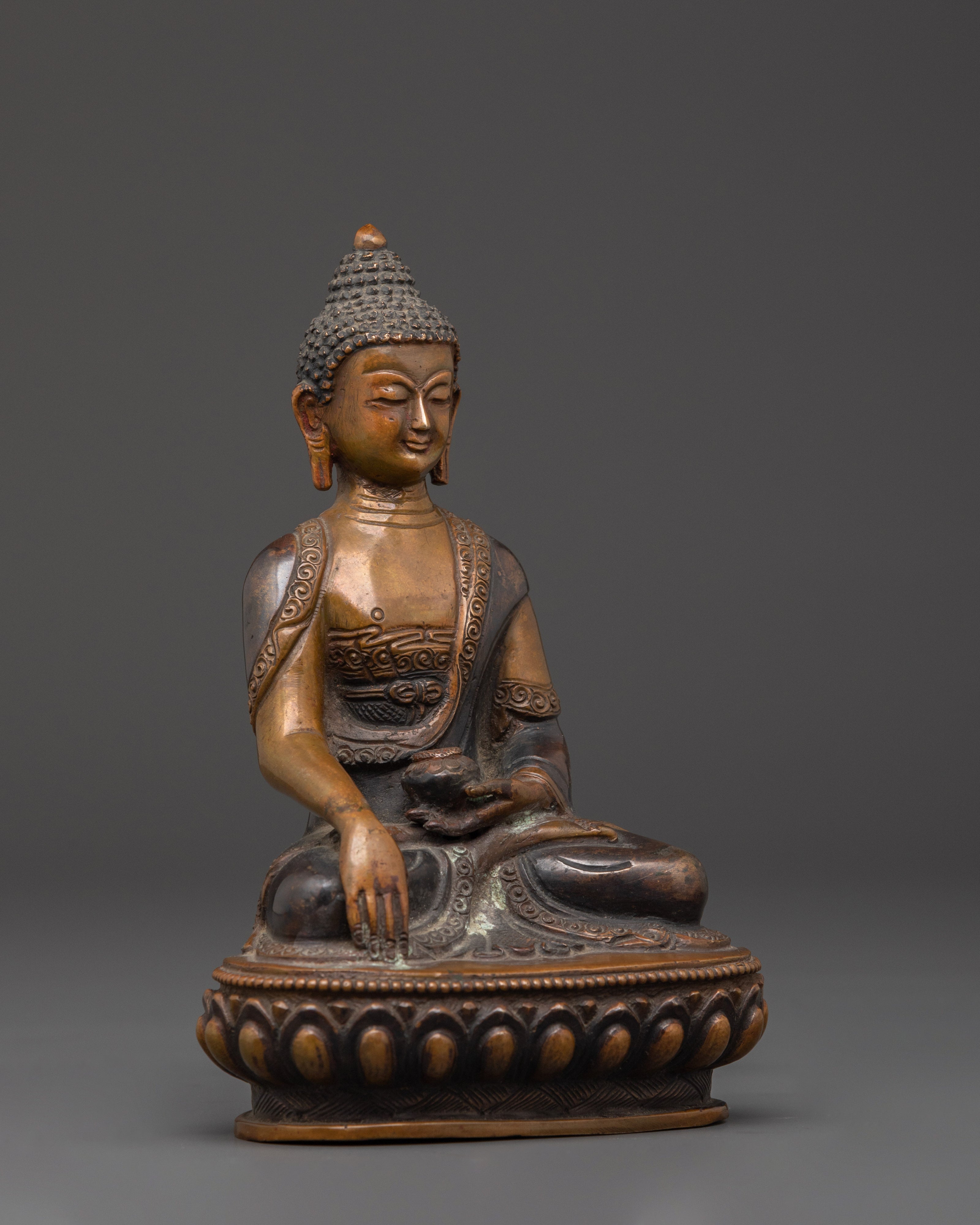 Buddhist Teacher Shakyamuni Buddha Statue | Symbol of Enlightenment and Wisdom