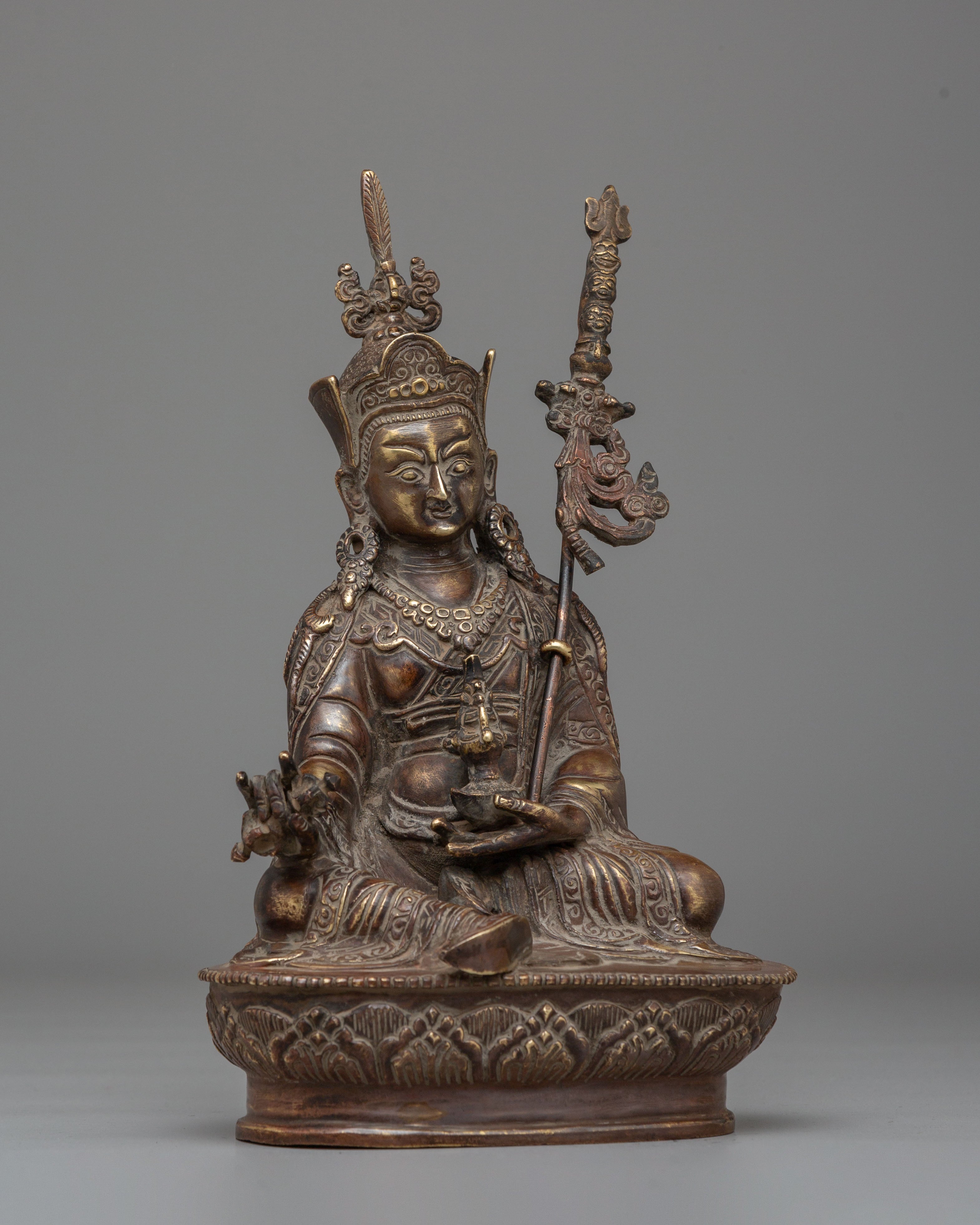Tibetan Spiritual Guru Rinpoche Statue | Symbol of Wisdom & Compassion