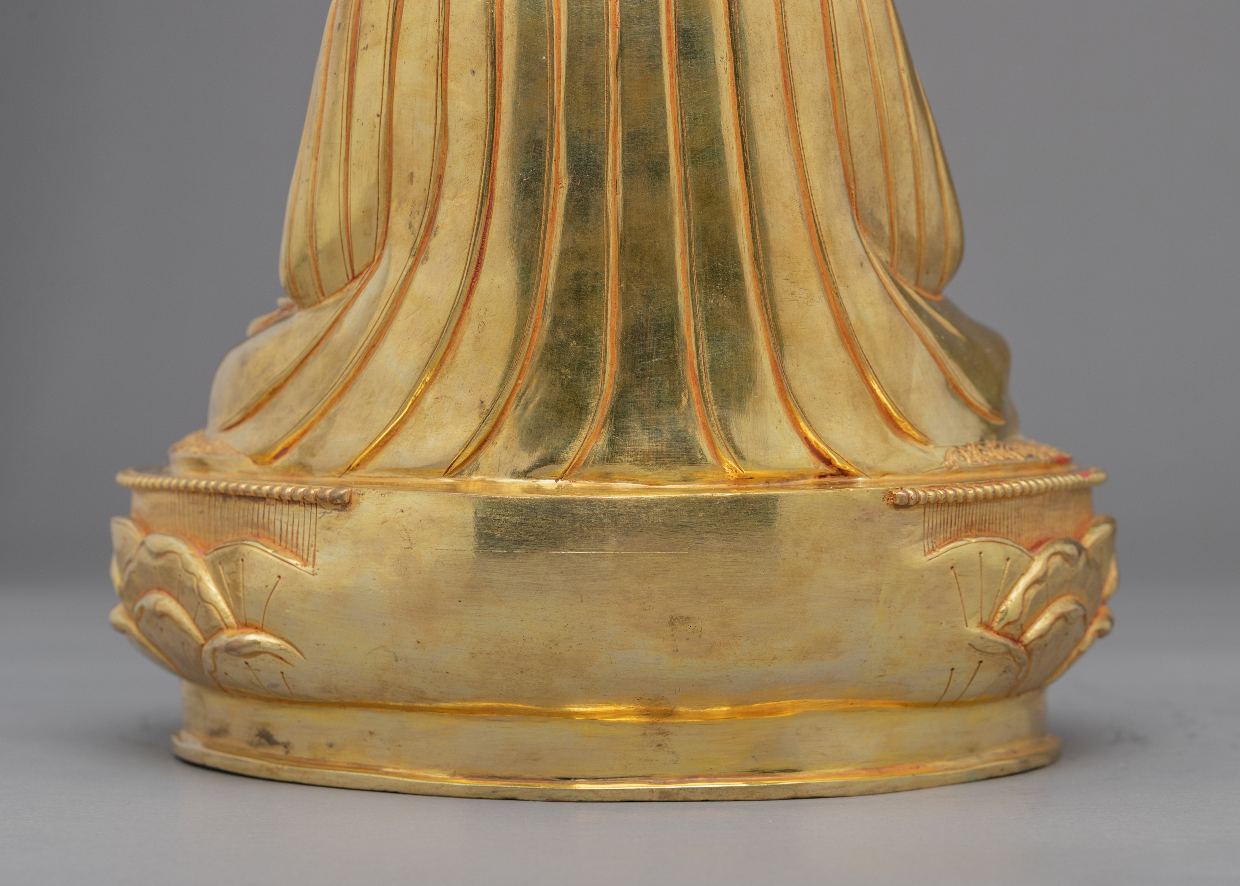 Zhabdrung Rinpoche Sculpture | Buddhist Guru Shapdum