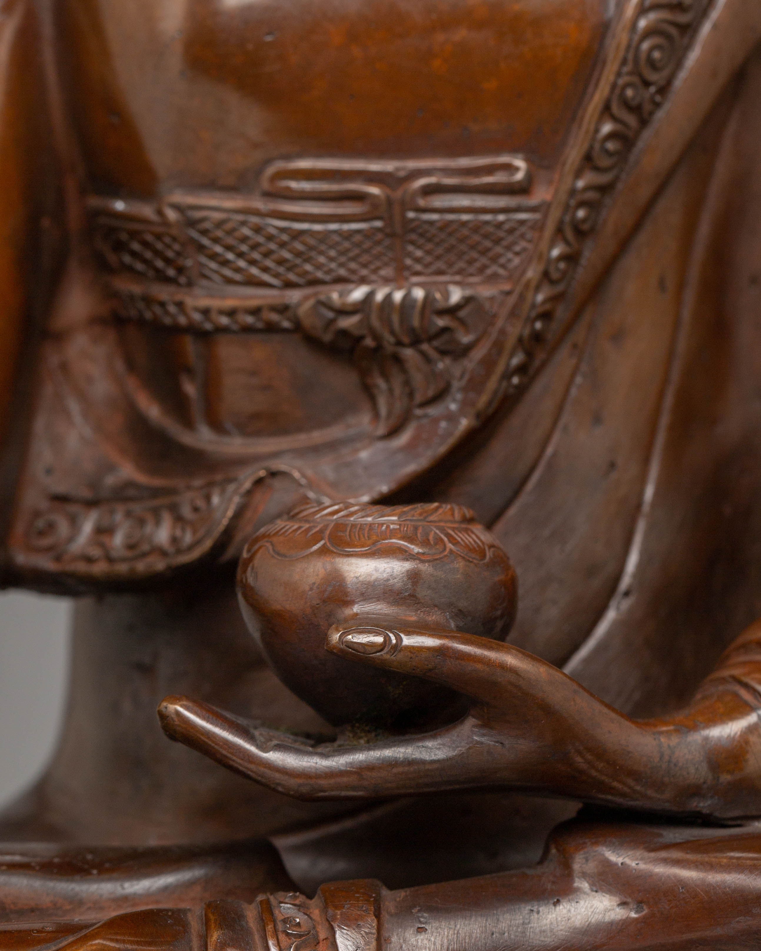 Handcrafted Sculpture of Buddha Shakyamuni | Symbol of Peace