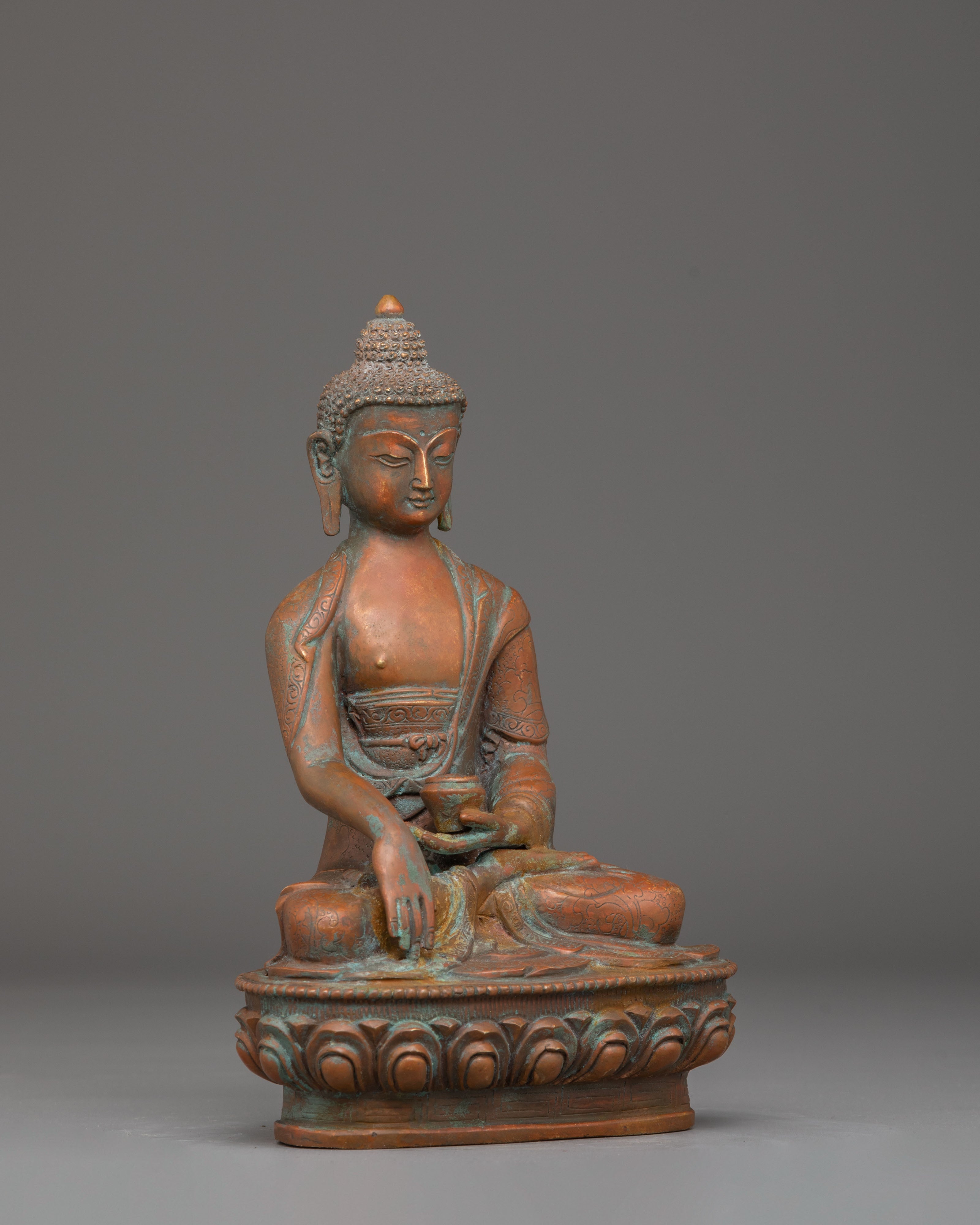 Buddhist Artwork of Shakyamuni Buddha | Peaceful Deity