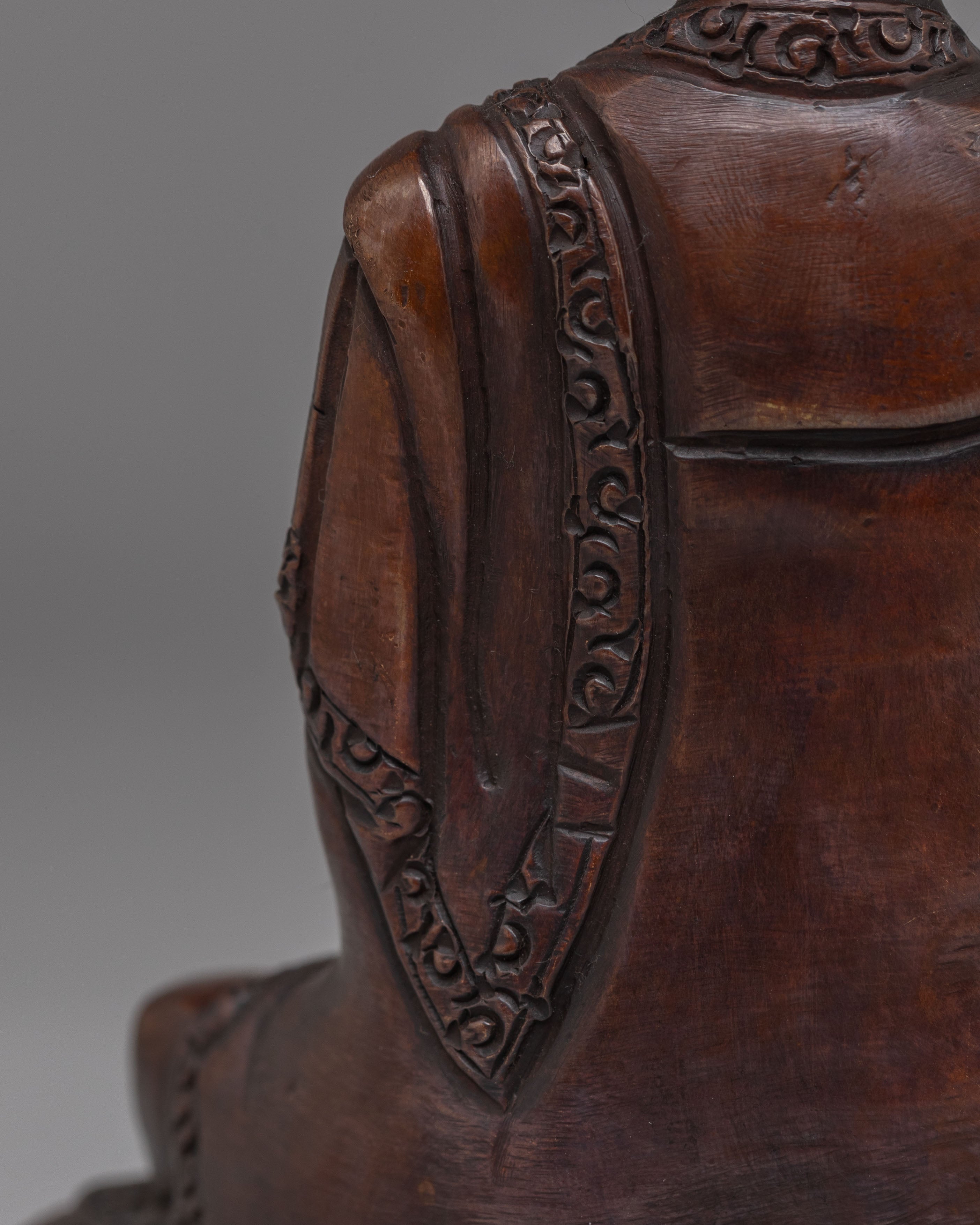 Traditional Buddha Shakyamuni Statue | Symbol of Enlightenment