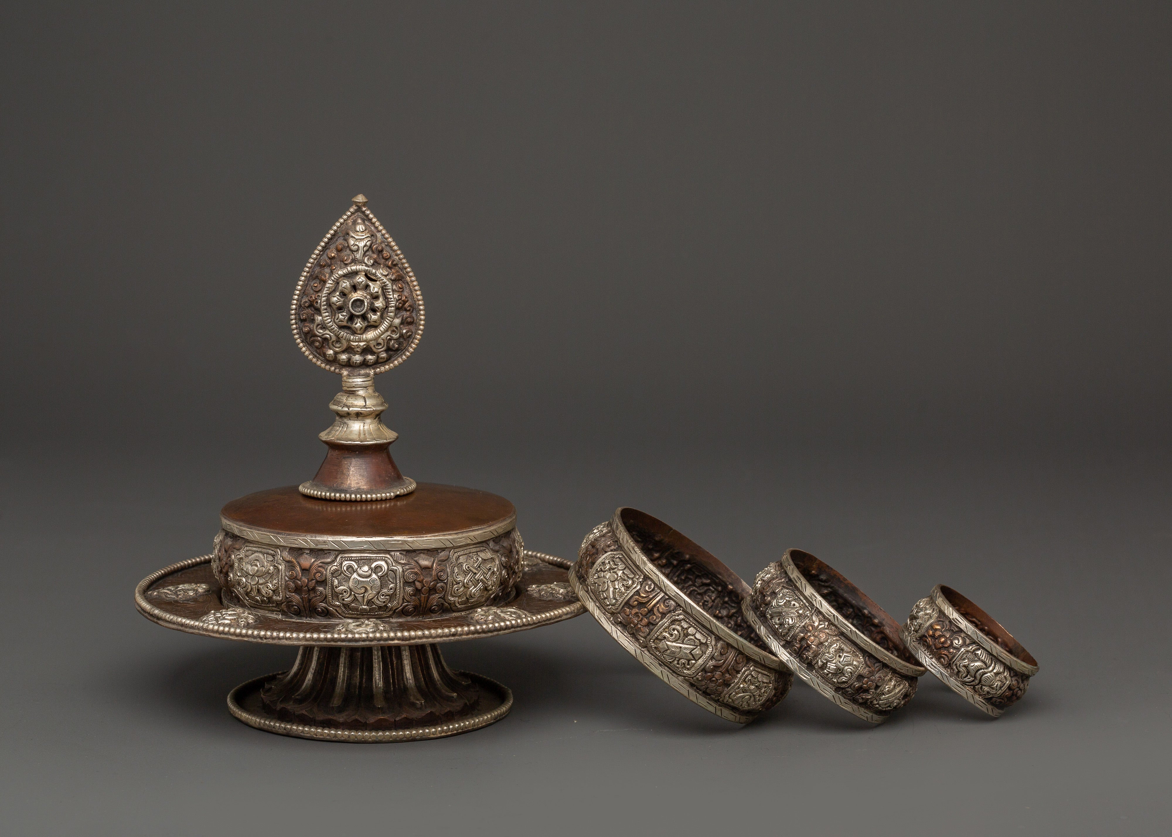 Auspicious Symbol Engraved Mandala | Tibetan Ritual Offering Set