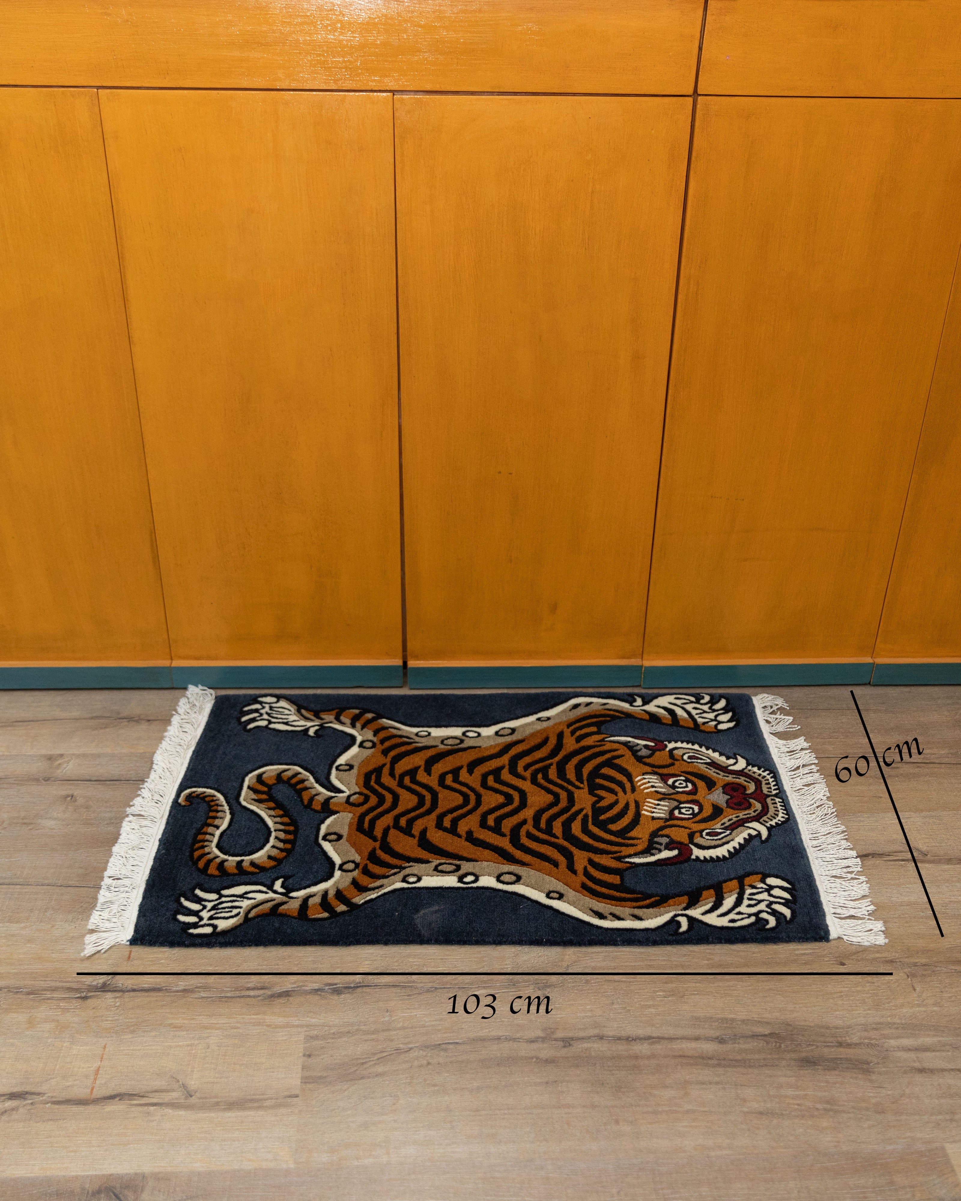 Tibetan Rug 100 Knot Carpet | Handwoven Wool Tiger Design