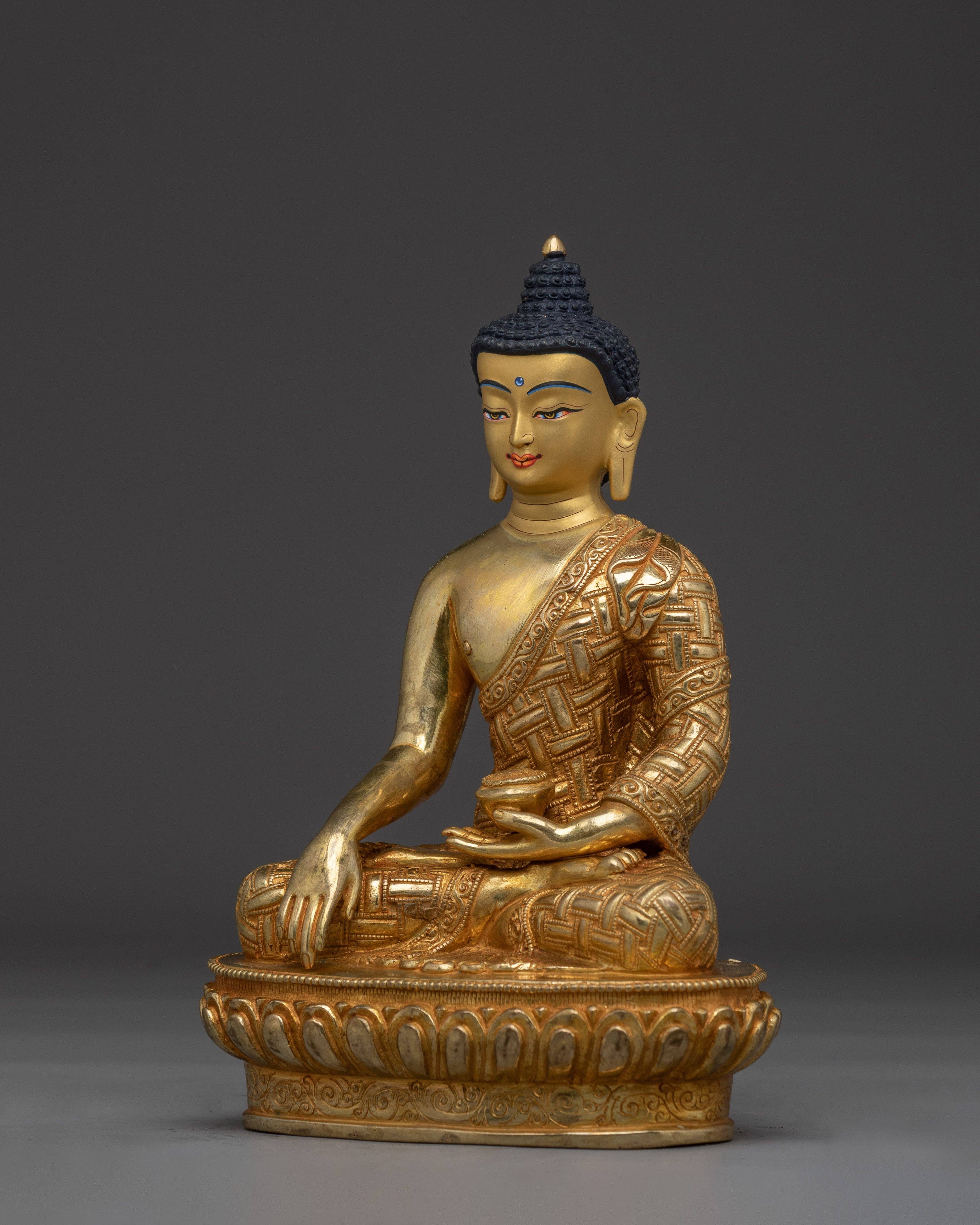 Golden Shakyamuni Buddha Decor Figurine | Gautama Buddha Artwork