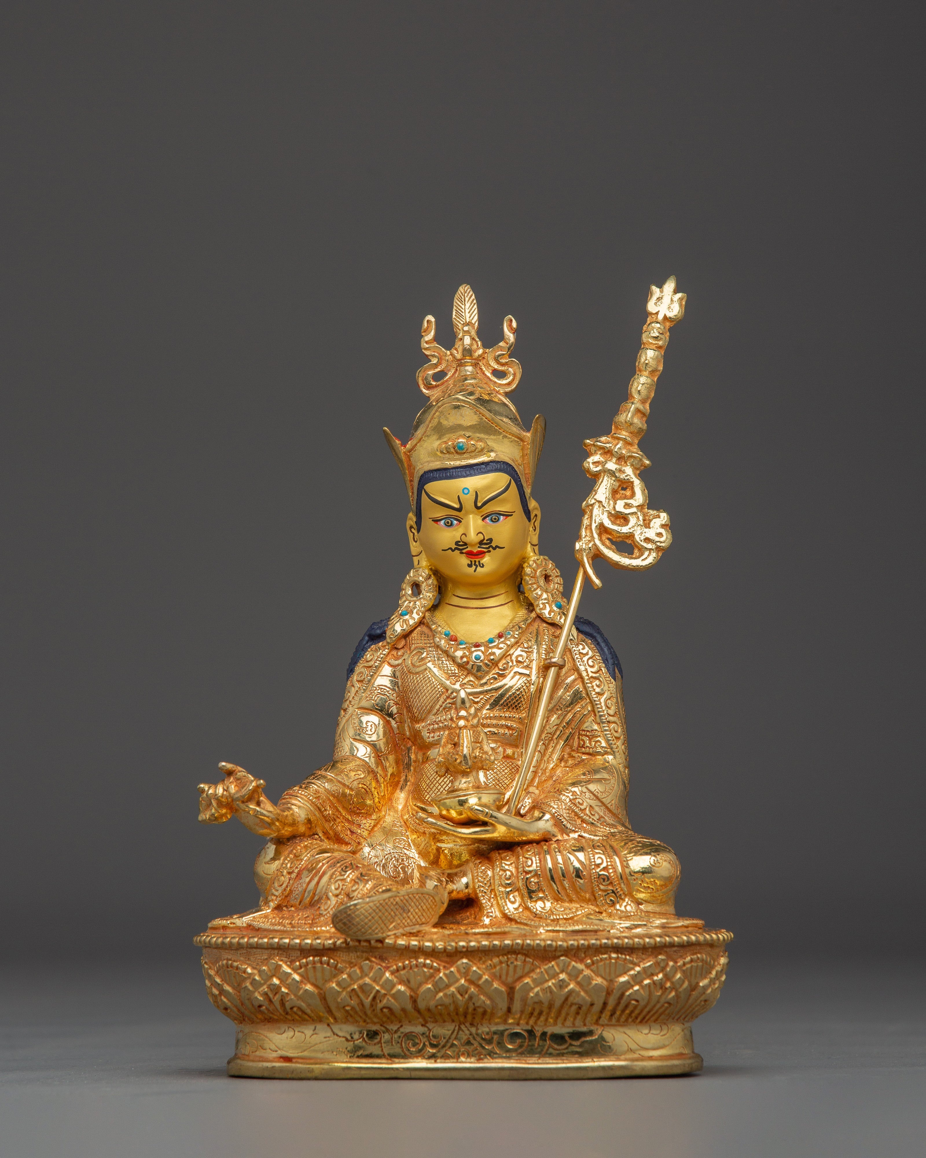 meditation-figure-of-guru-rinpoche