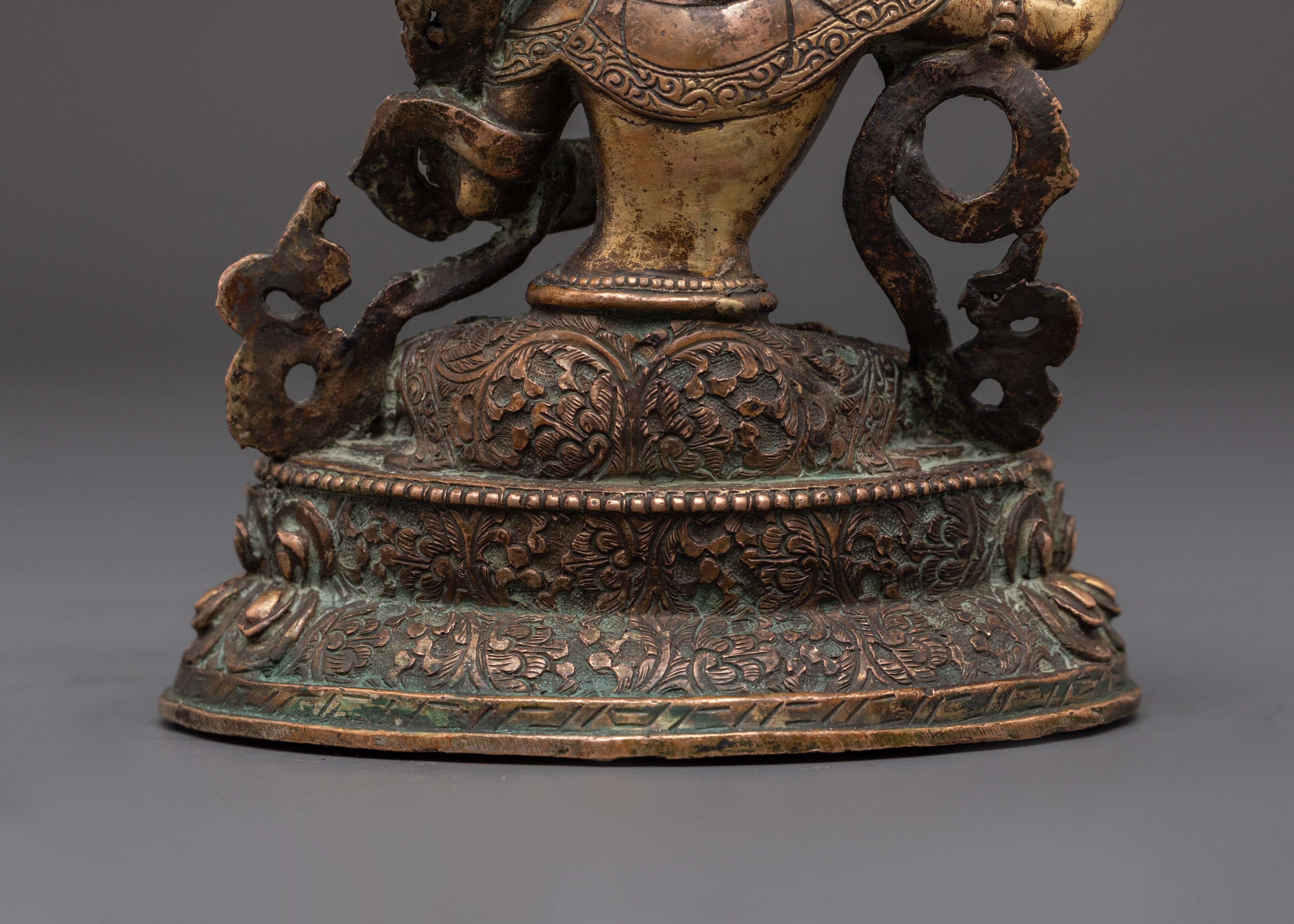 Manjushri sculpture | Symbol of Wisdom and Enlightenment