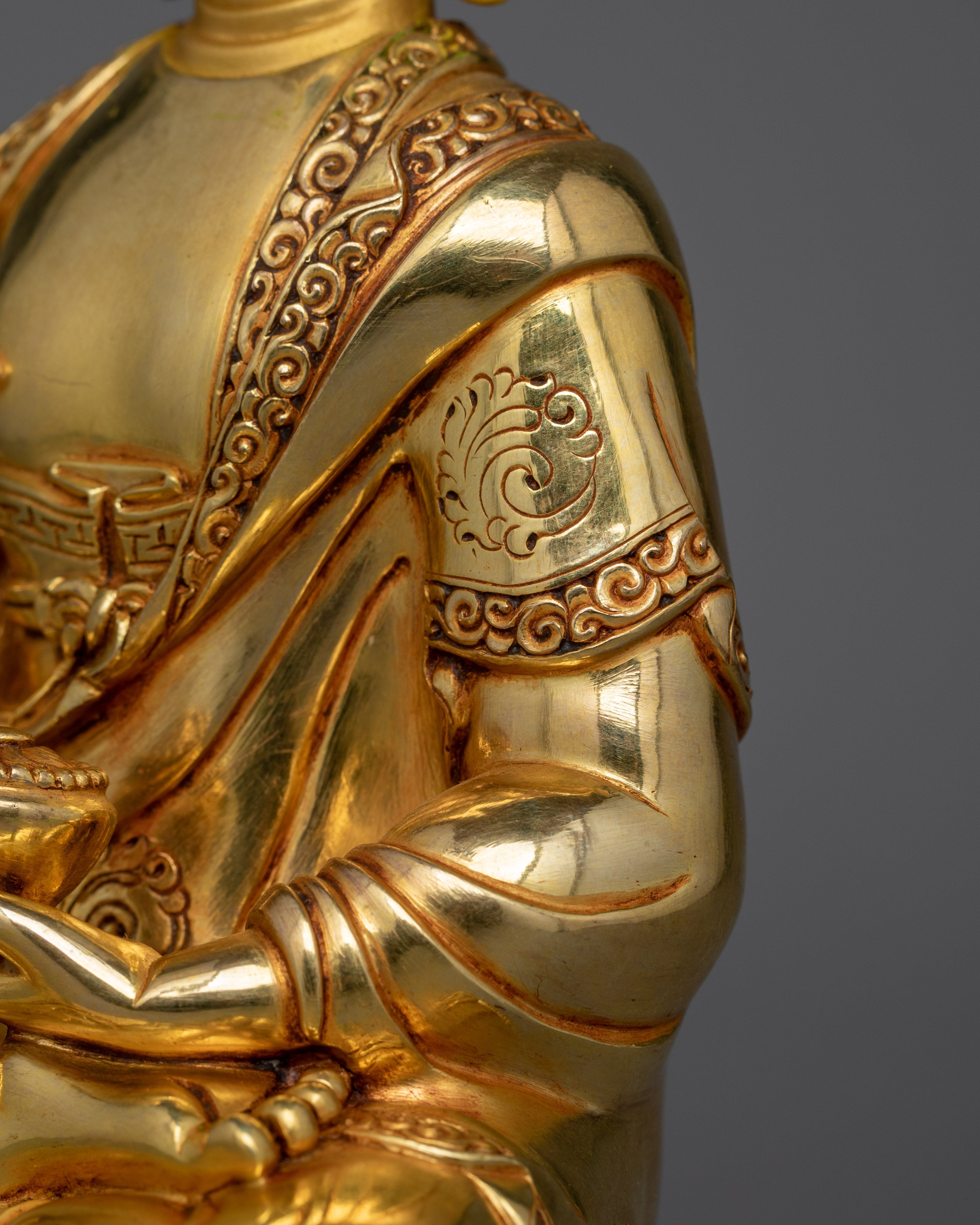 Representation of Buddha of Enlightenment Statue | Ideal for Rituals and Reflection