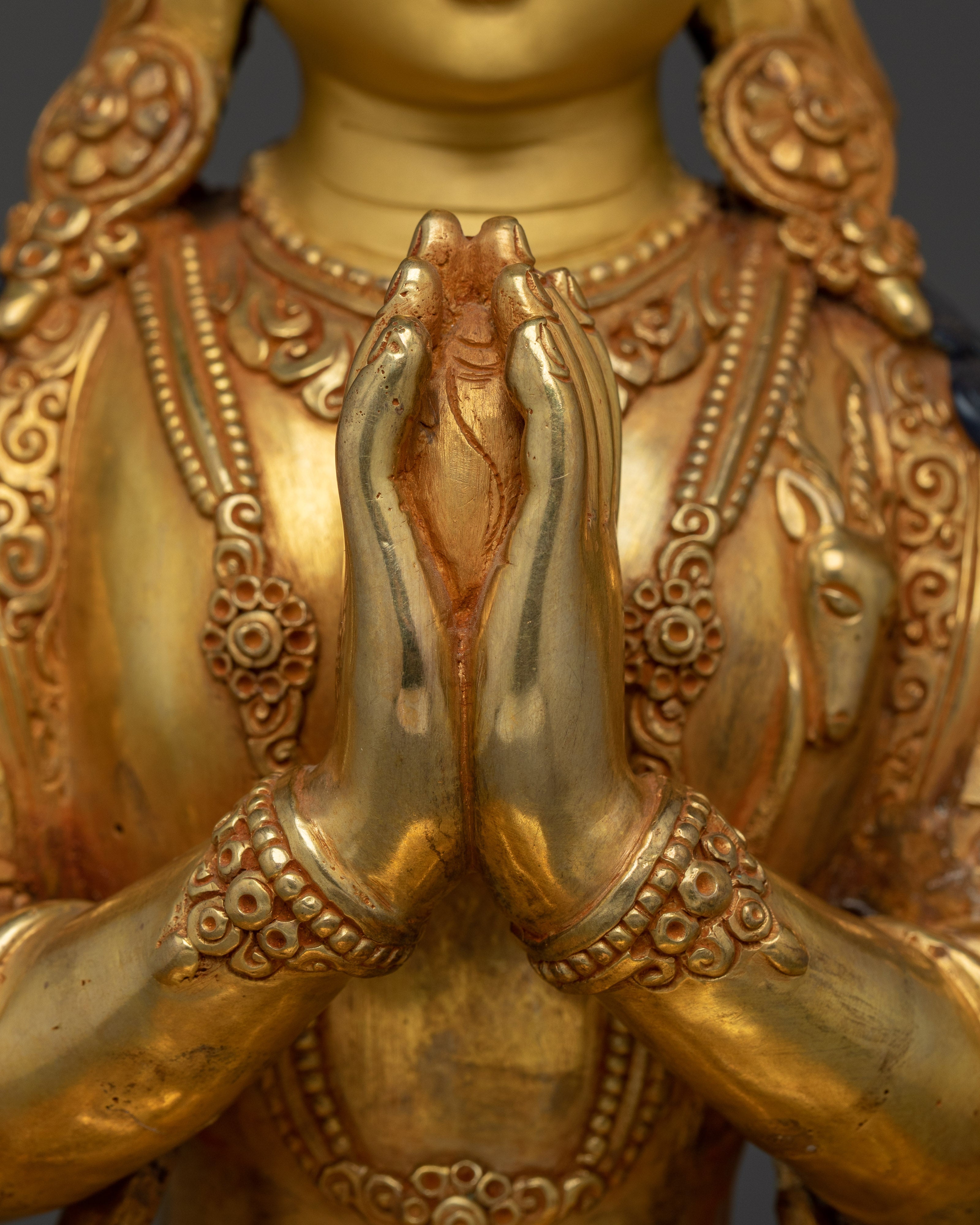 Chenrezig in Four-Armed Form | The one who looks with an unwavering eye