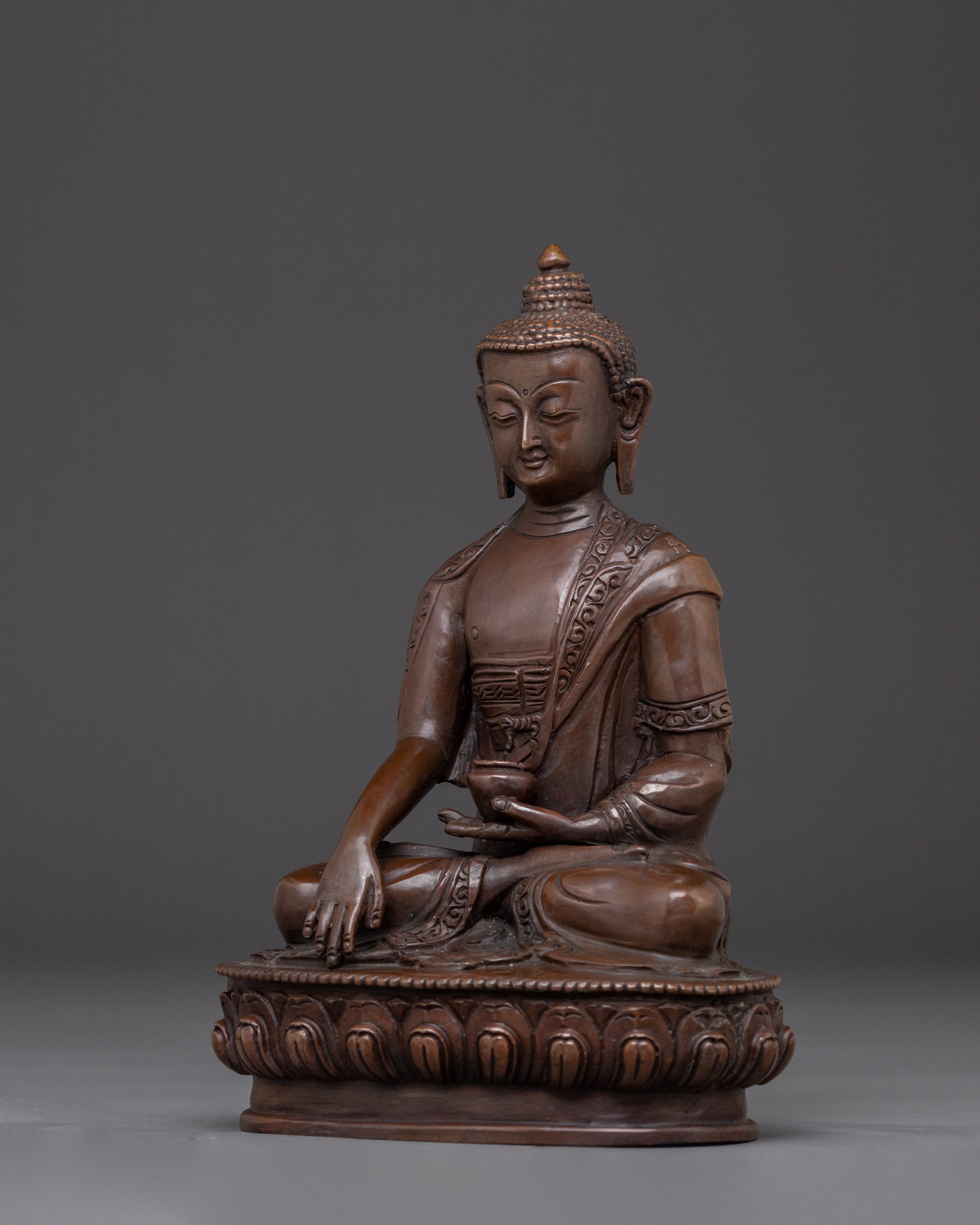Nepali Buddhist Sculpture of Shakyamuni | Symbol of Peace