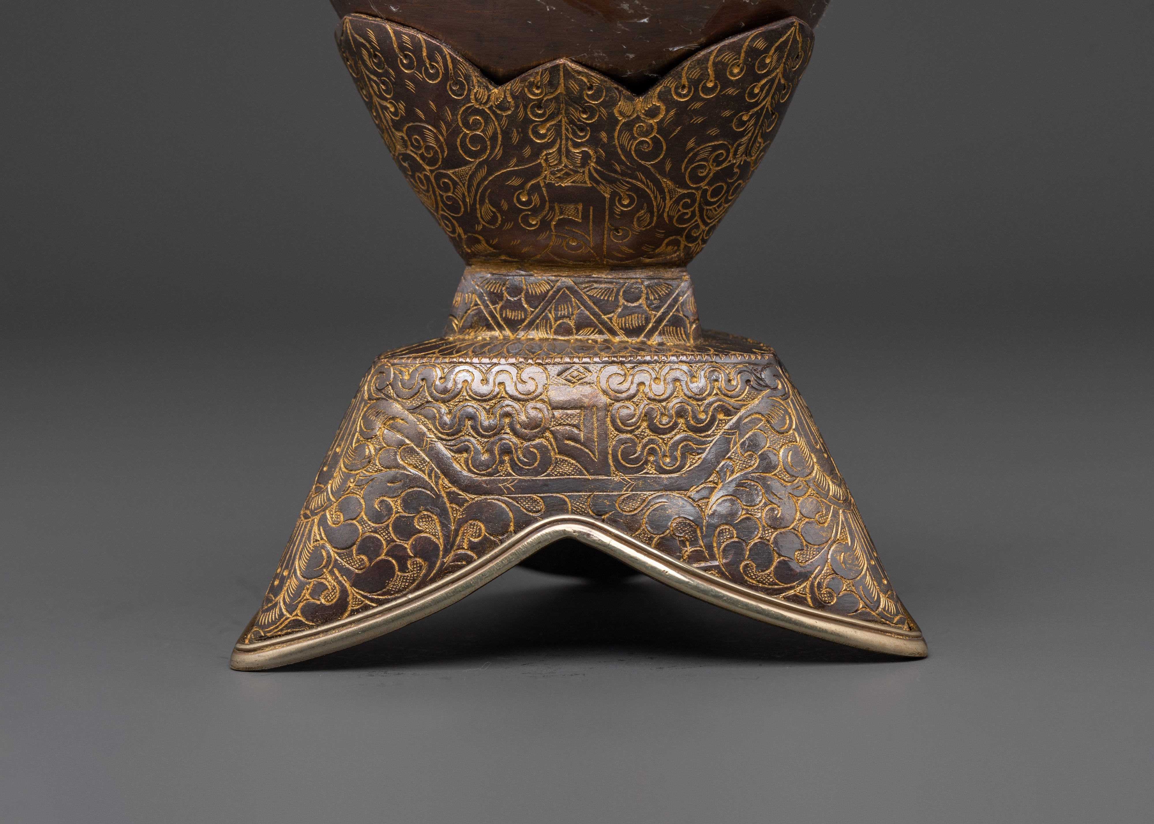 Tibetan Kapala Set for Buddhist Rituals | Oxidized Copper Skull Cup with Vajra Lid