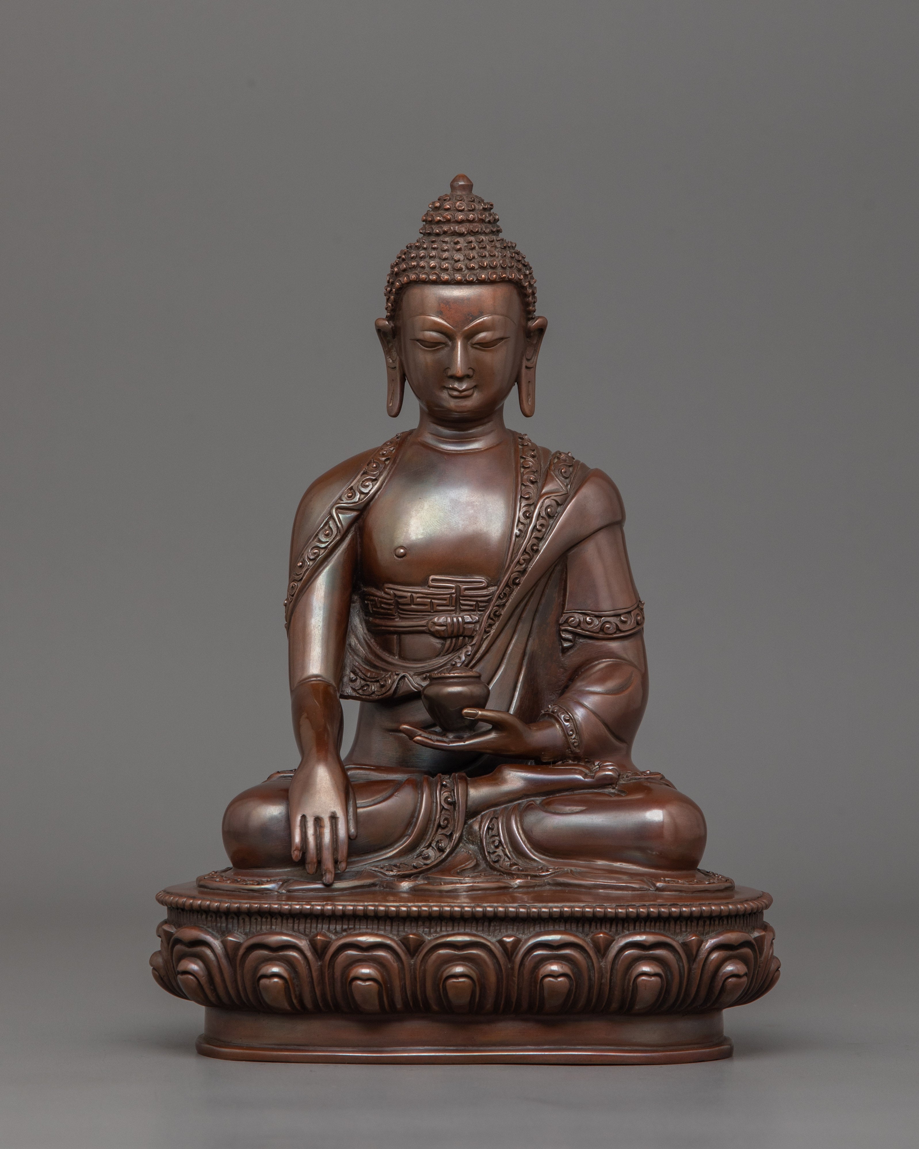 Enlightened Buddha Shakyamuni Statue for Meditation