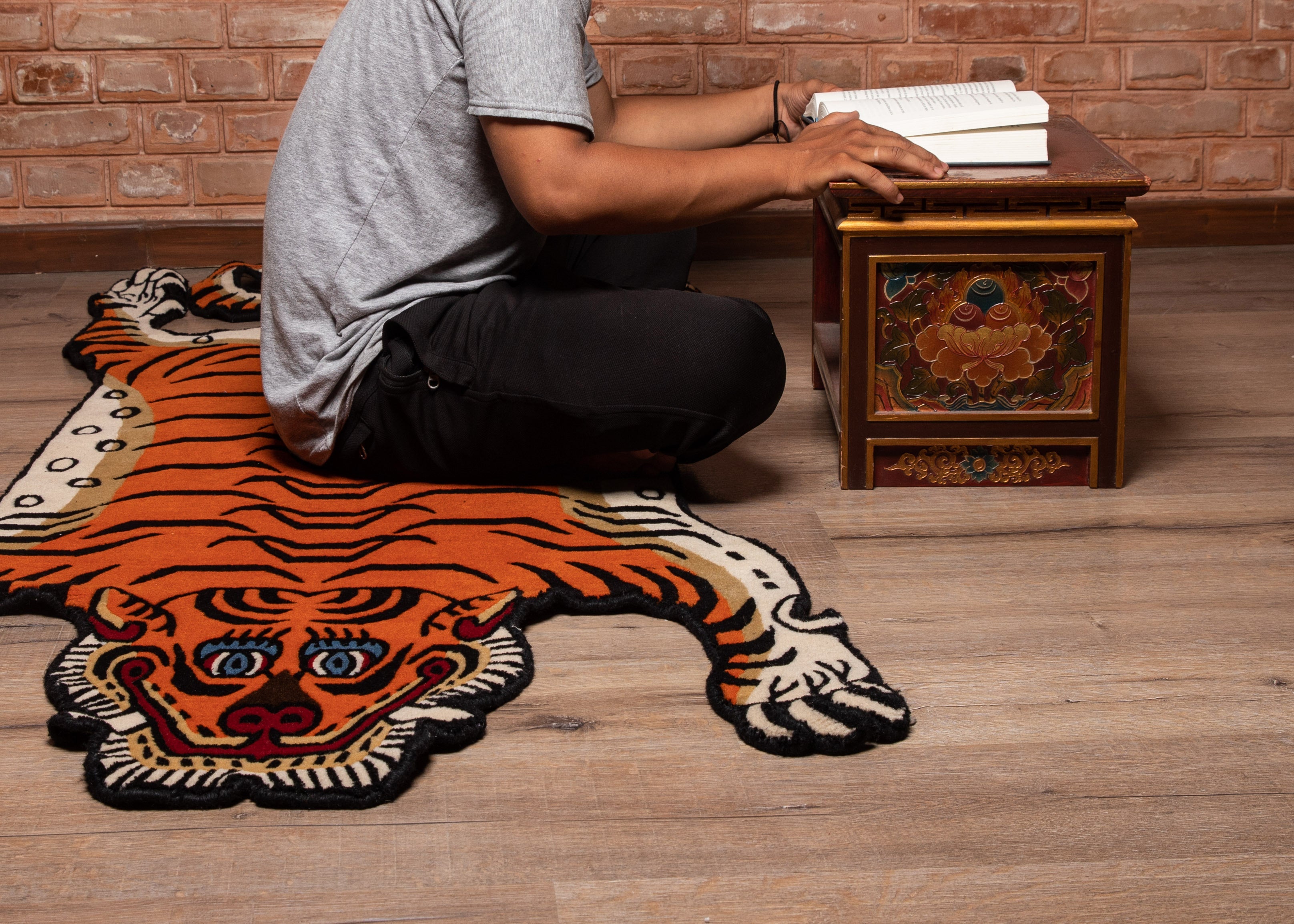 Handmade Decorative Tiger Rug | Hand-Knotted with 100% Tibetan & New Zealand Wool