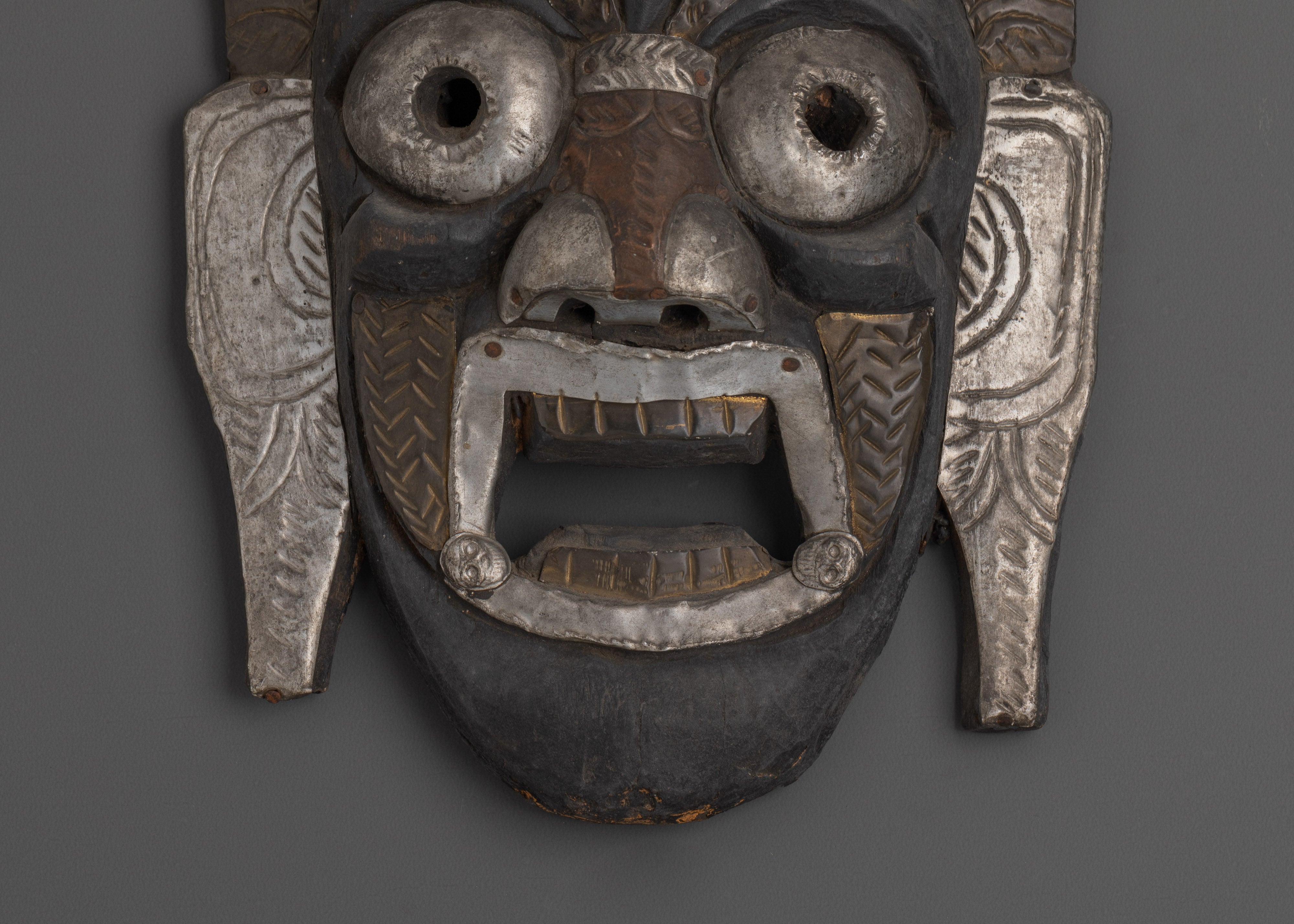 Tibetan Guardian Wall Mask | Fierce Guardian Spirit Wall Hanging