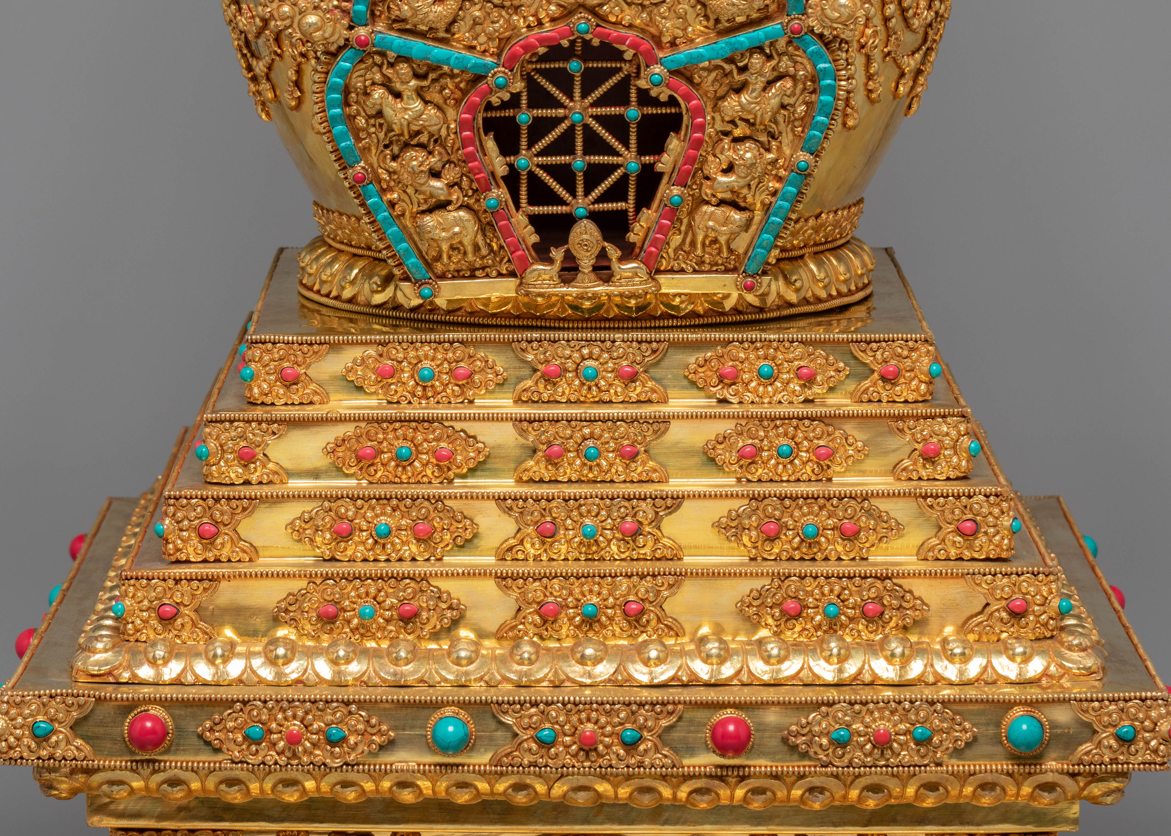 Gold Plated Tibetan Sacred Stupa | Exquisite Buddhist Stupa Sculpture