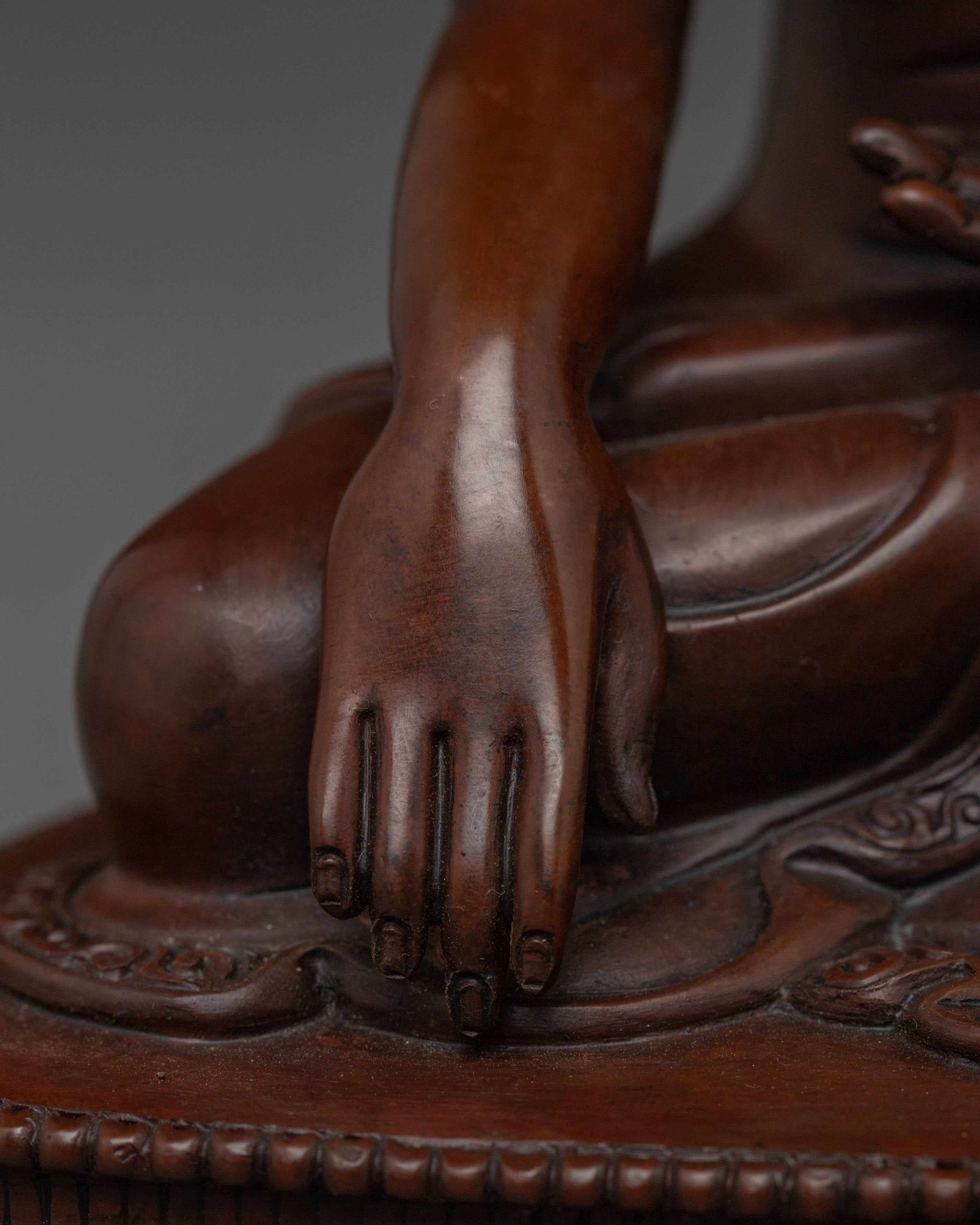 Handmade Serene Gautama Buddha Figurine | Shakyamuni Buddha - Founder of Buddhism