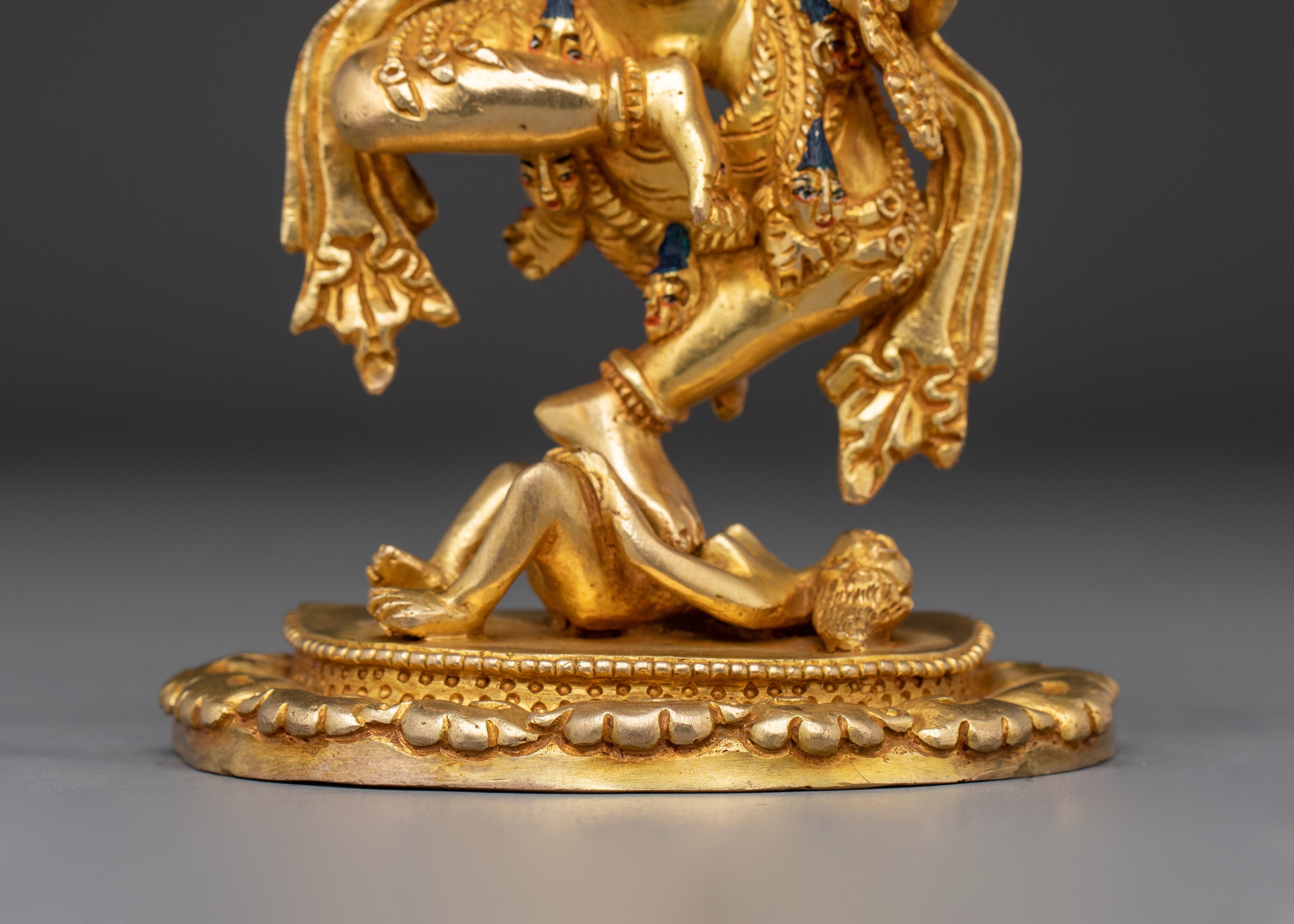 Tibetan Kurukulla Protection Statue | Handcrafted Tibetan Deity