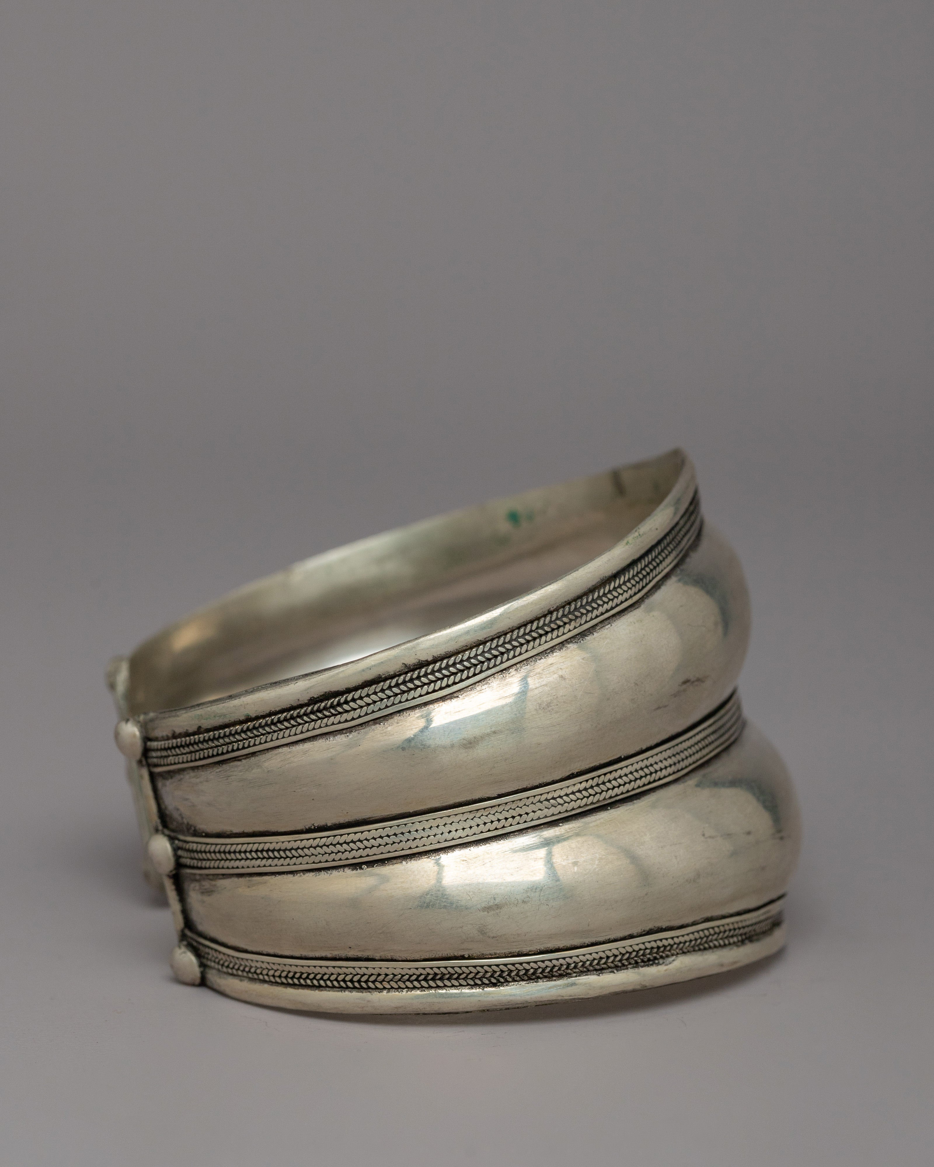 Two-Layer Bracelet | Tibetan Design for Spiritual Energy