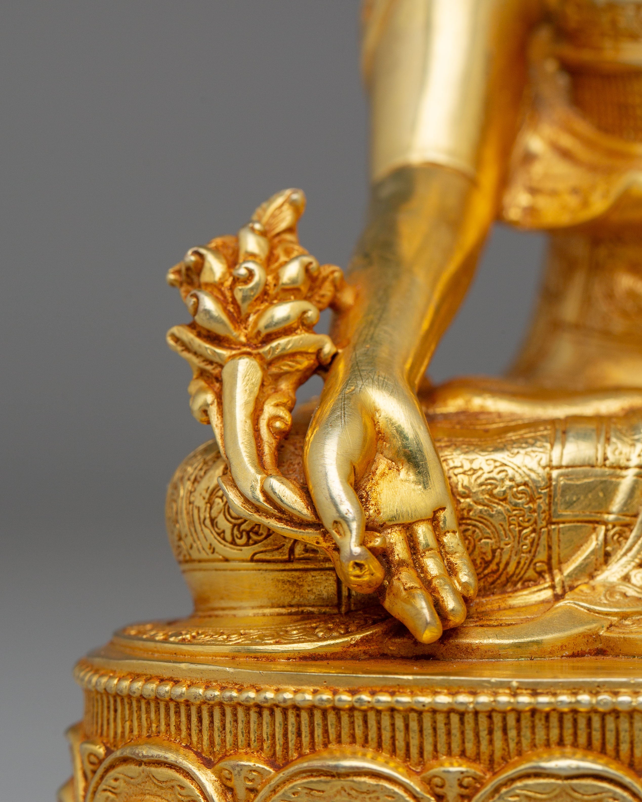 Medicine Buddha Statue with Healing Power | Tibetan Healing Deity