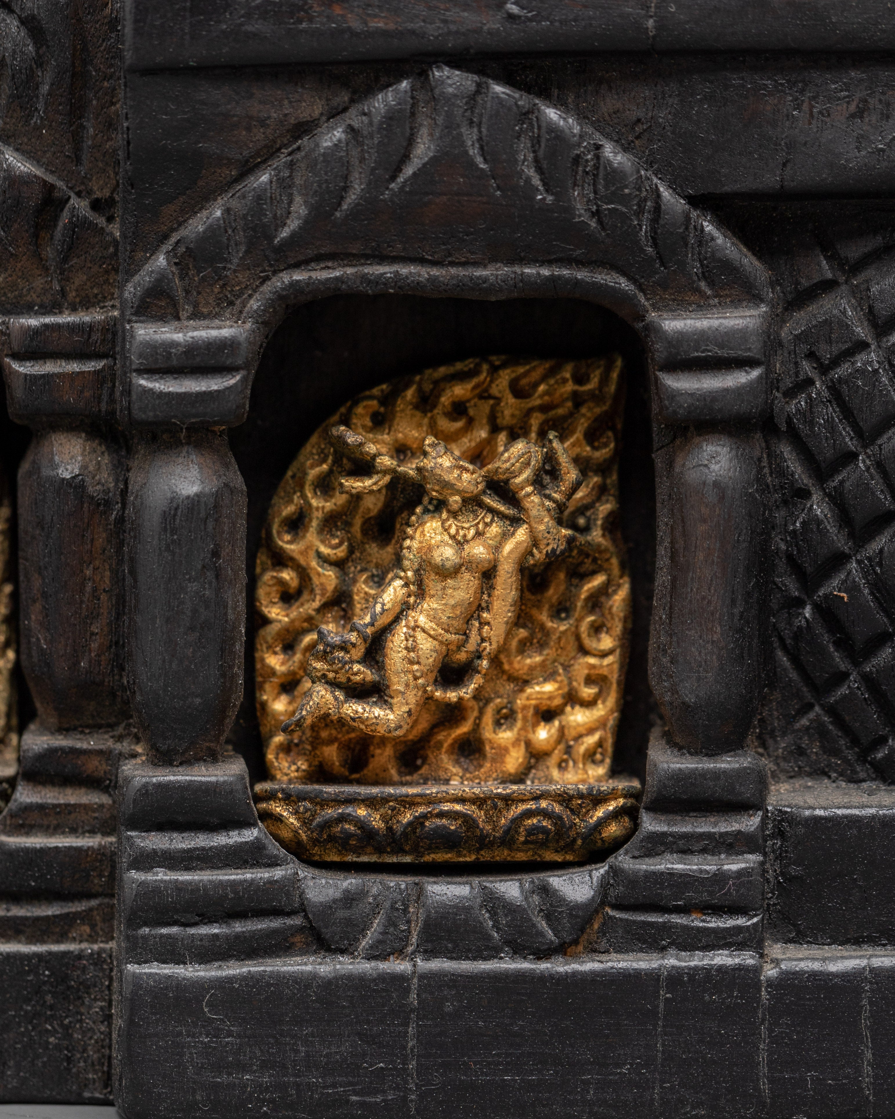 Guru Rinpoche Figure | Tibetan Master Guru