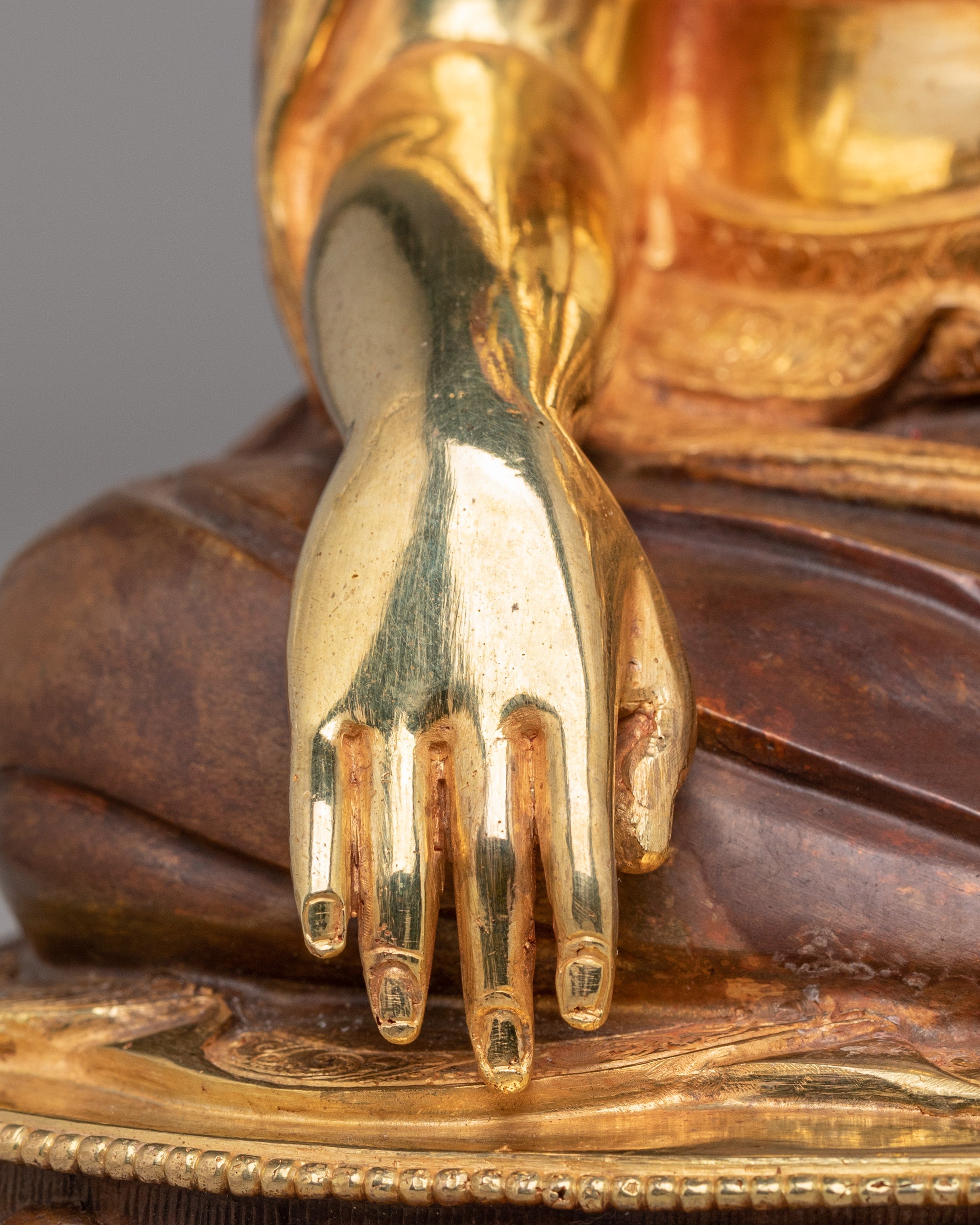 Guru Shapdum Statue: The Buddhist Master | Symbol of Wisdom and Compassion