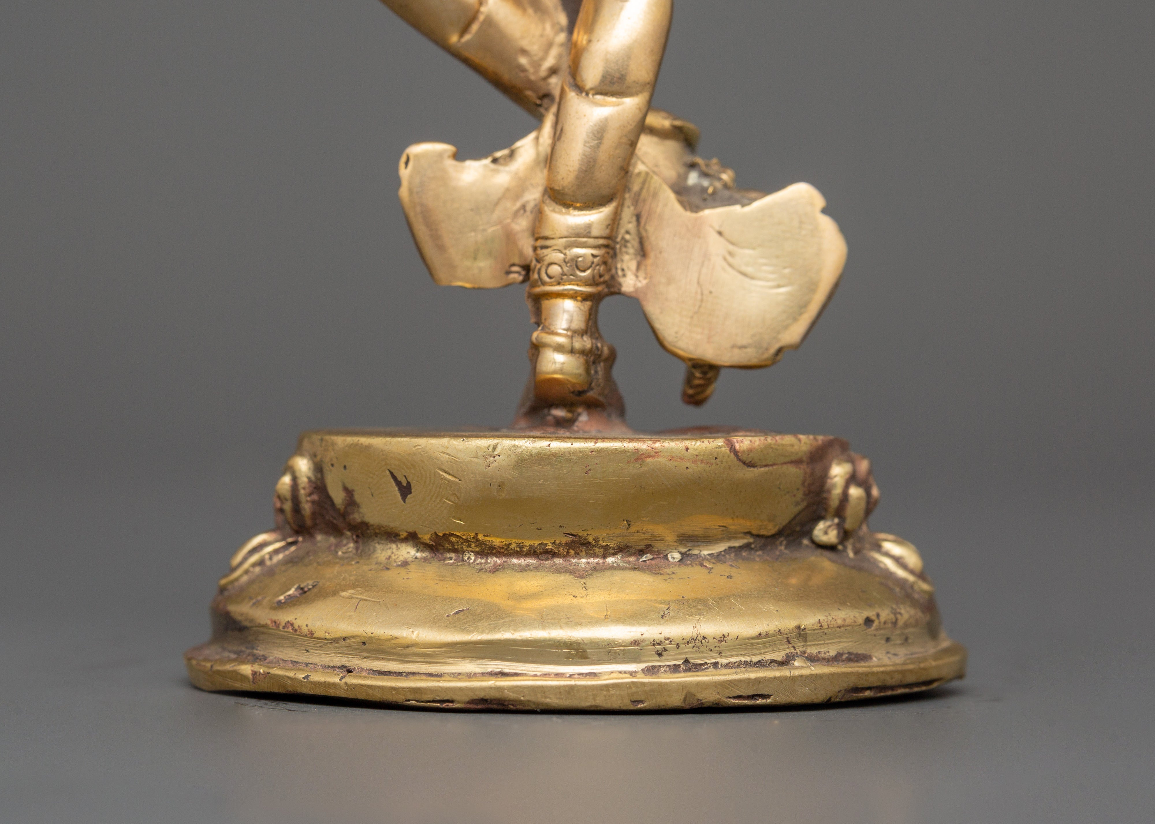 Krishna Traditional Statue | Divine Hindu God of Compassion and Music