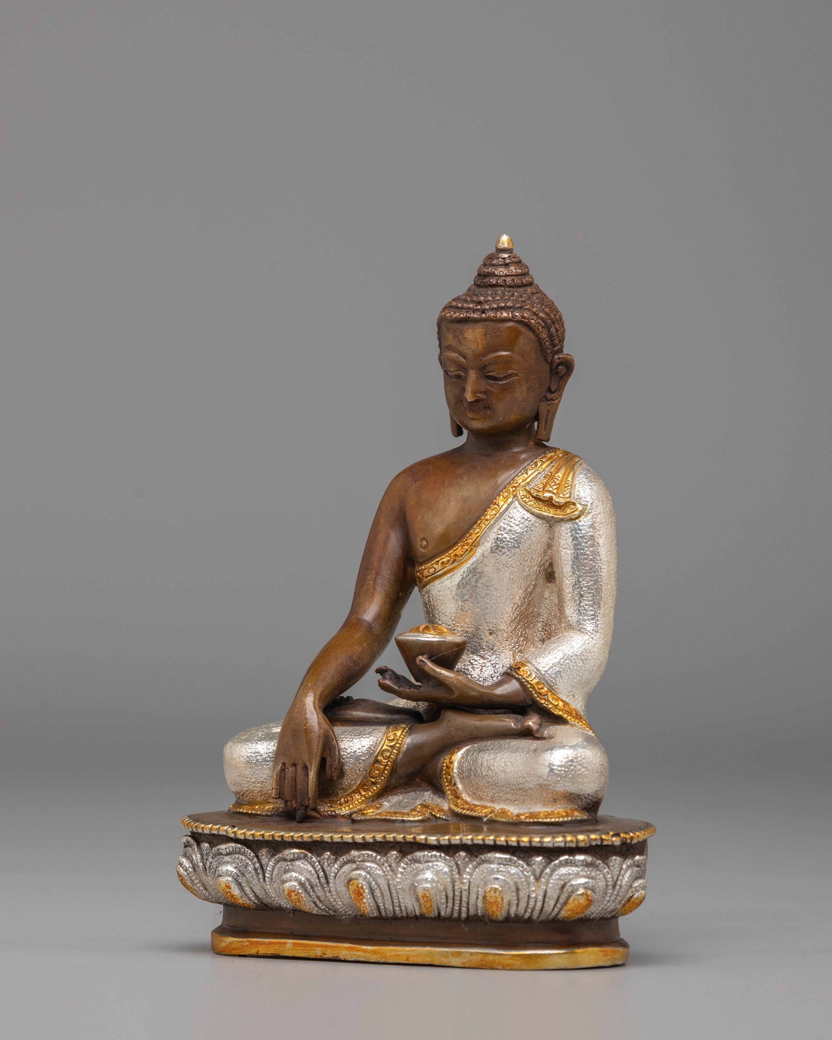 Handmade Buddhist Gautam Buddha Statue | Peaceful Shakyamuni Buddha Art