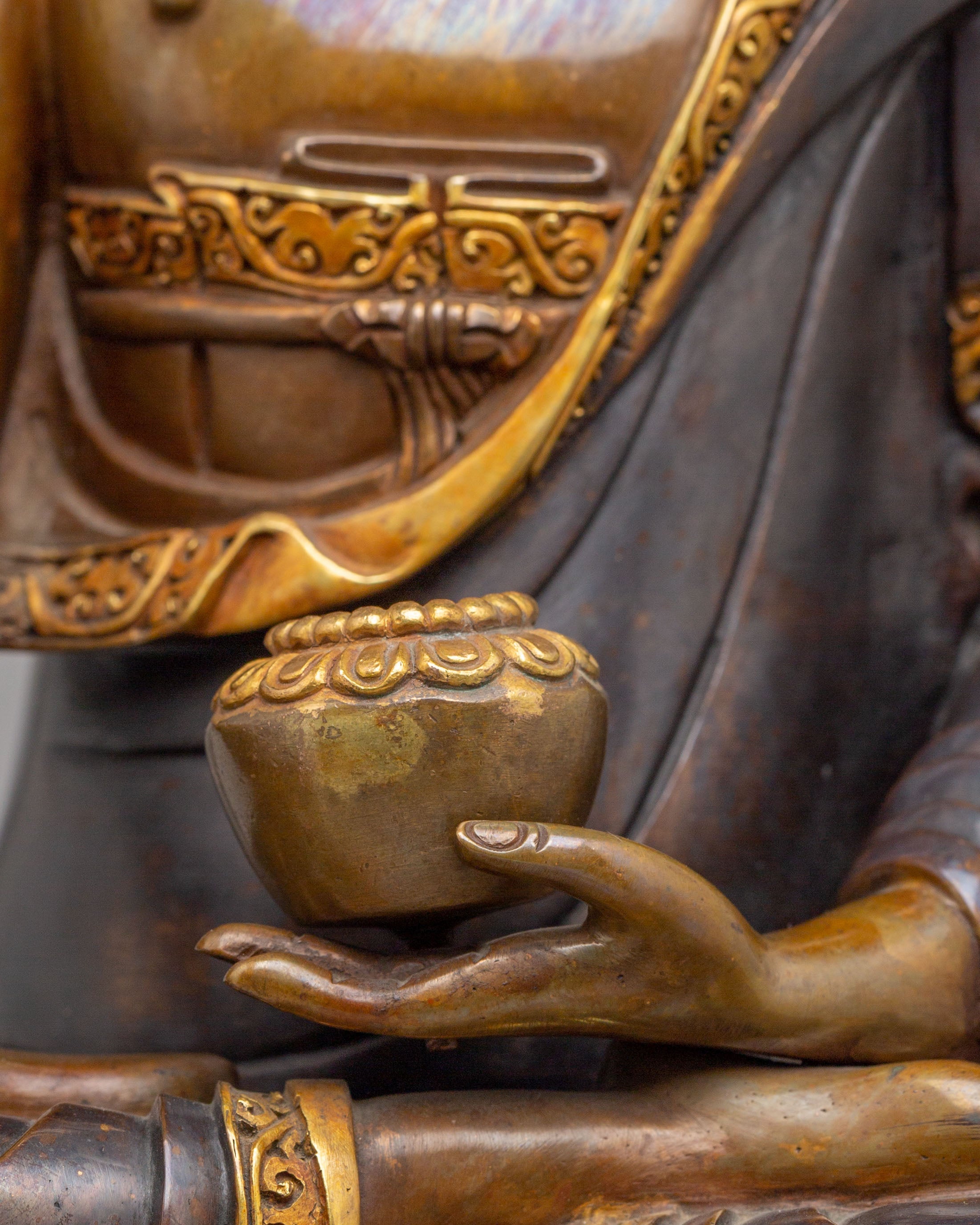 Tibetan Shakyamuni Buddha Throne Sculpture | Symbol of Peace and Enlightenment