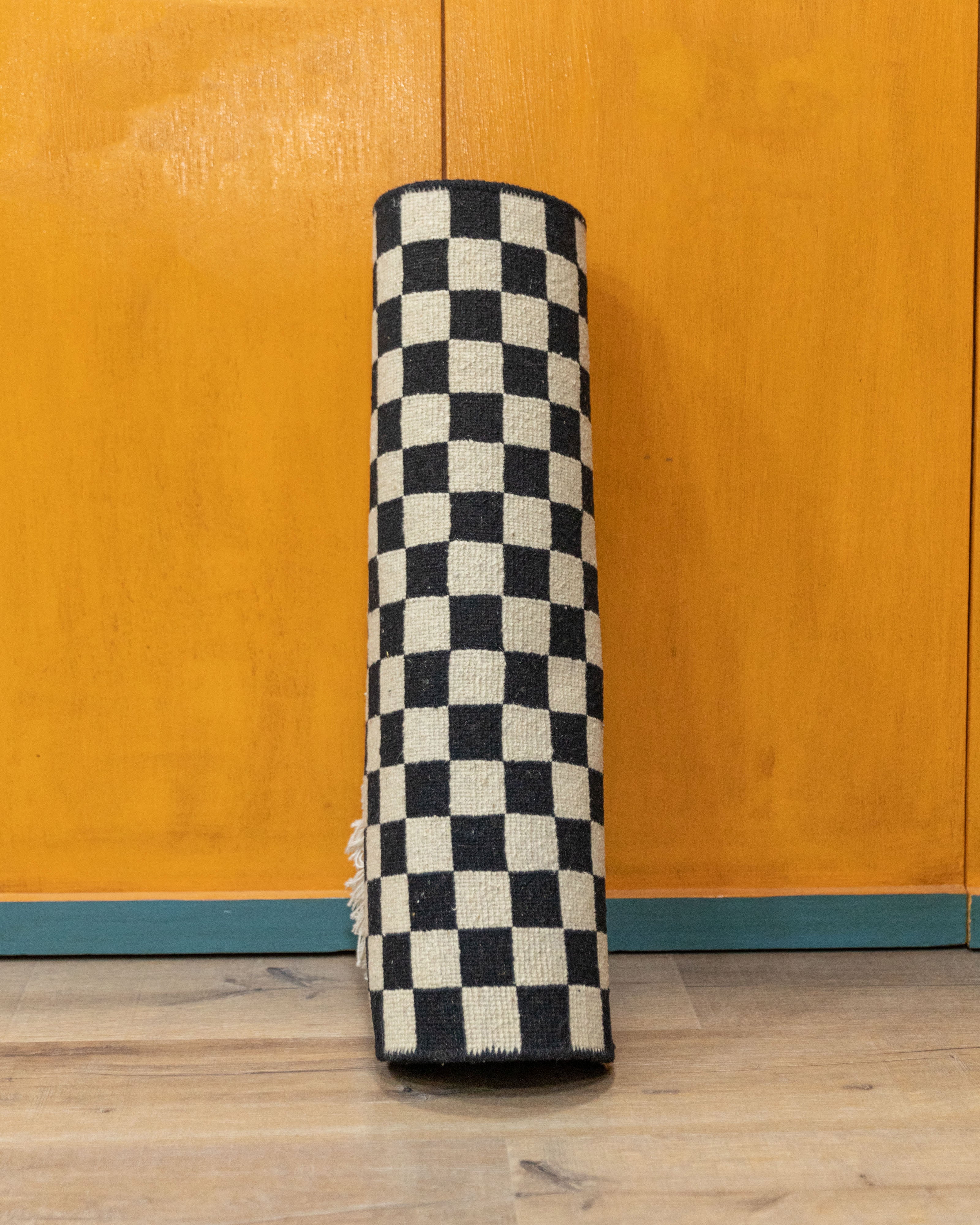 Traditional Himalayan Rug | Handwoven 100 Knot Wool Carpet