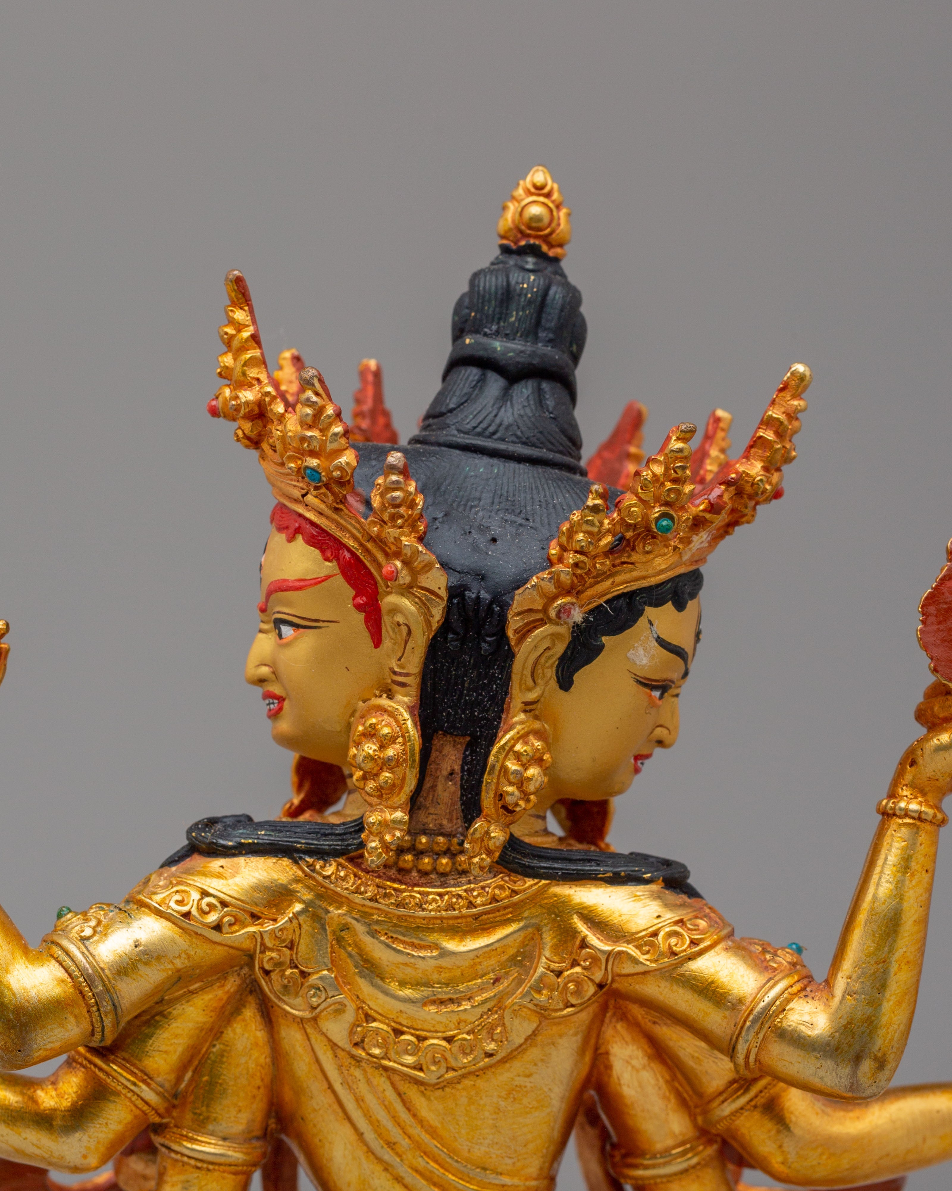Traditional Buddhist Namgyalma Sculpture | Symbol of Protection and Longevity