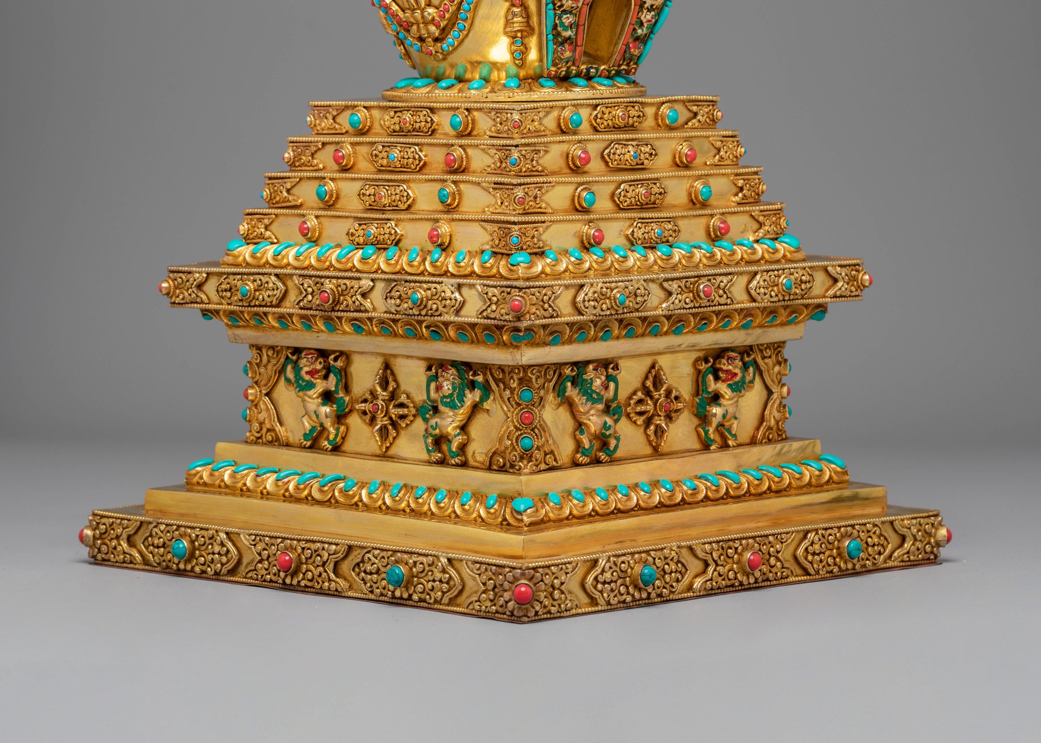Traditional Tibetan Golden Stupa | Buddhist Stupa for Ceremonies