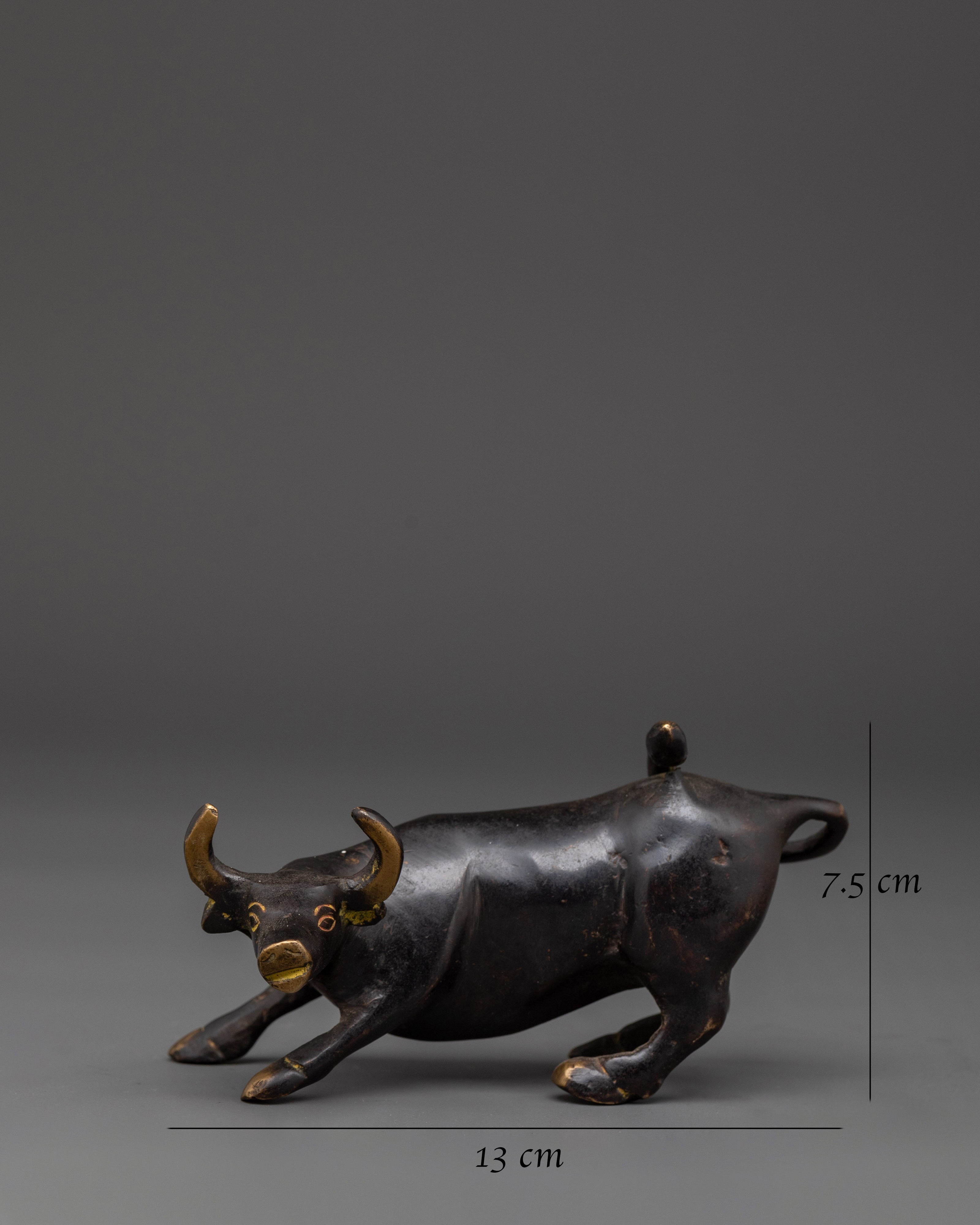 Bull Sculpture for Decor | Symbol of Strength