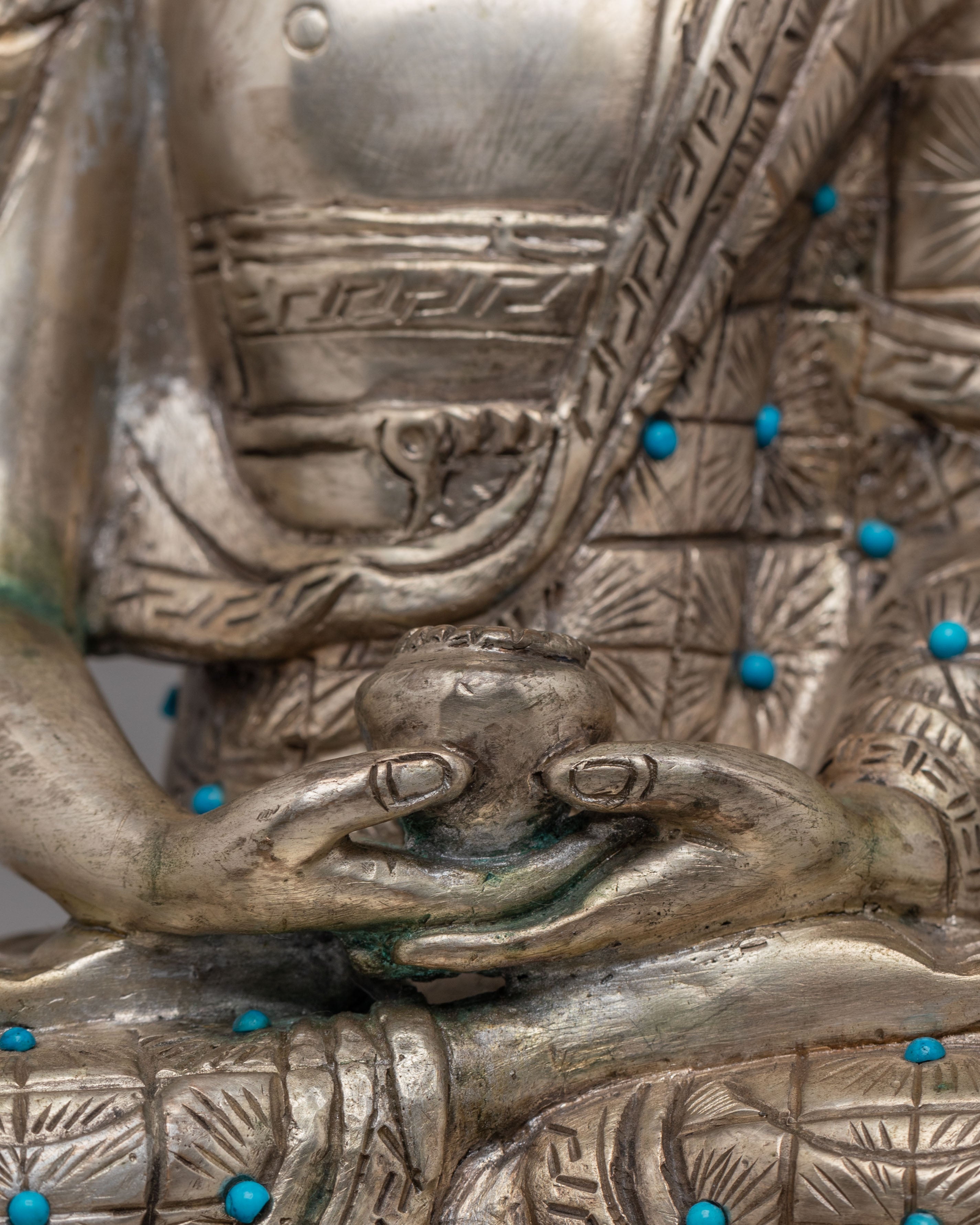 Traditional Amitabha Buddha Statue | Symbol of Infinite Light and Compassion