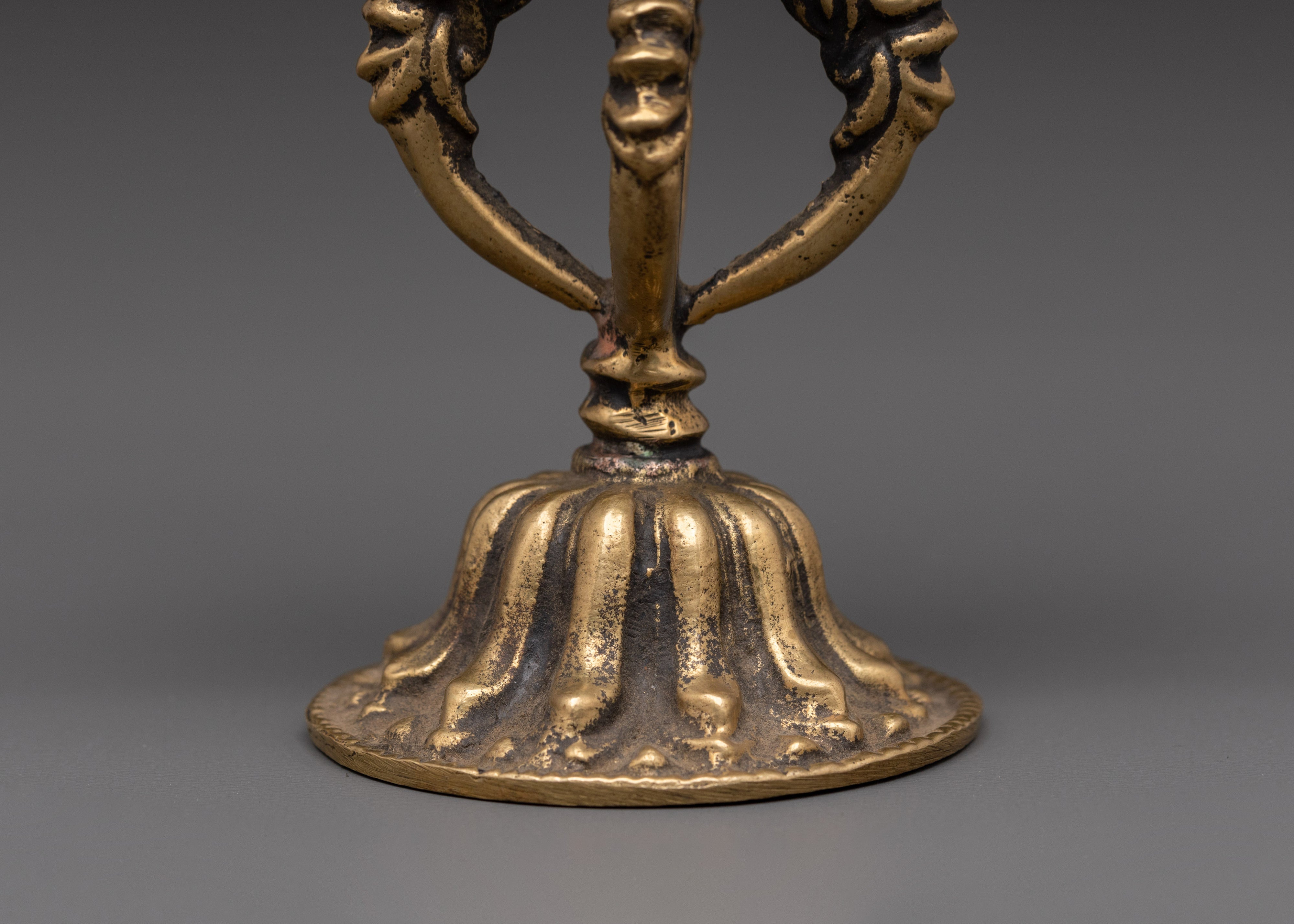 Sacred Vishwo Vajra Spiritual Symbol | Tibetan Ritual Symbol of Harmony